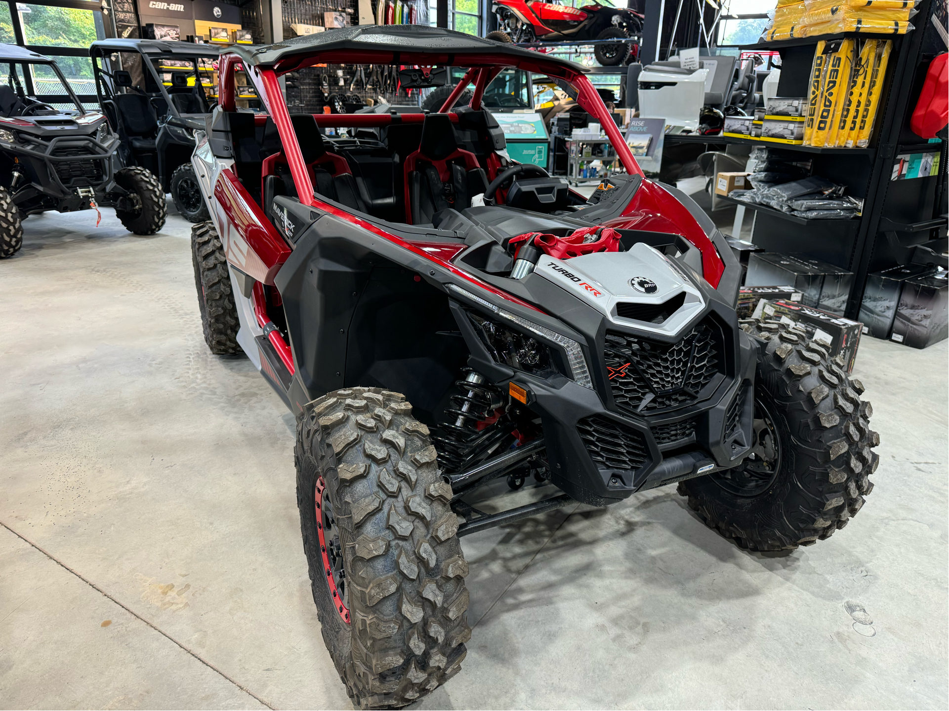 2024 Can-Am Maverick X3 X DS Turbo RR in Pikeville, Kentucky - Photo 5