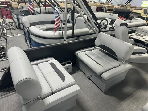 2024 Bentley Pontoons LEGACY 220 QUAD SWINGBACK in Somerset, Wisconsin - Photo 3