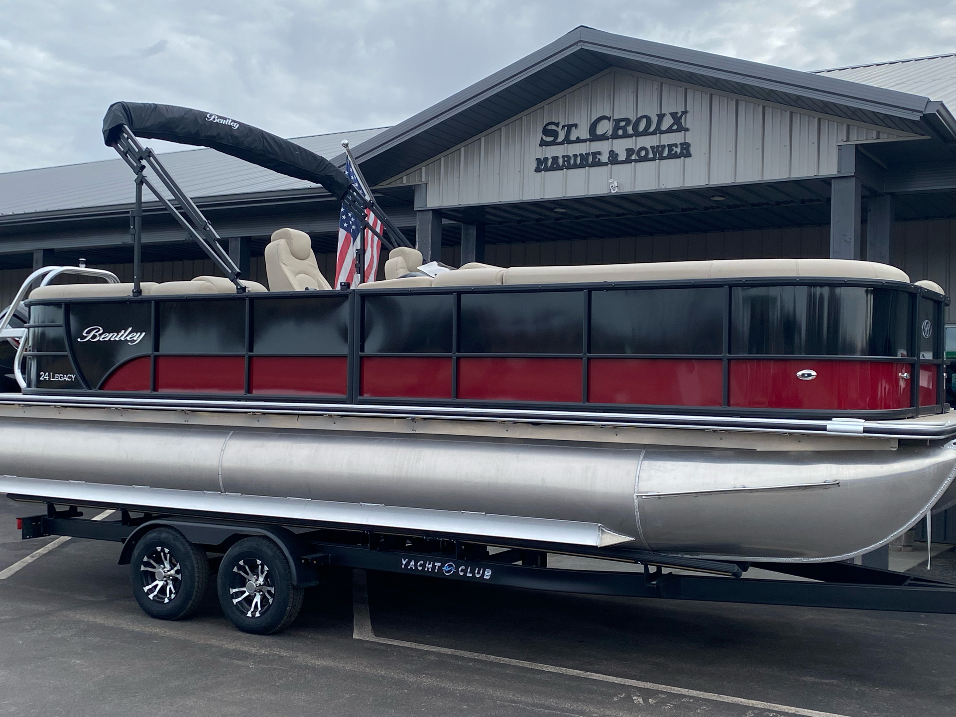 2024 Bentley Pontoons LEGACY 240 NAVIGATOR in Somerset, Wisconsin - Photo 1