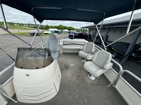 2004 SunCatcher LX22 in Somerset, Wisconsin - Photo 2