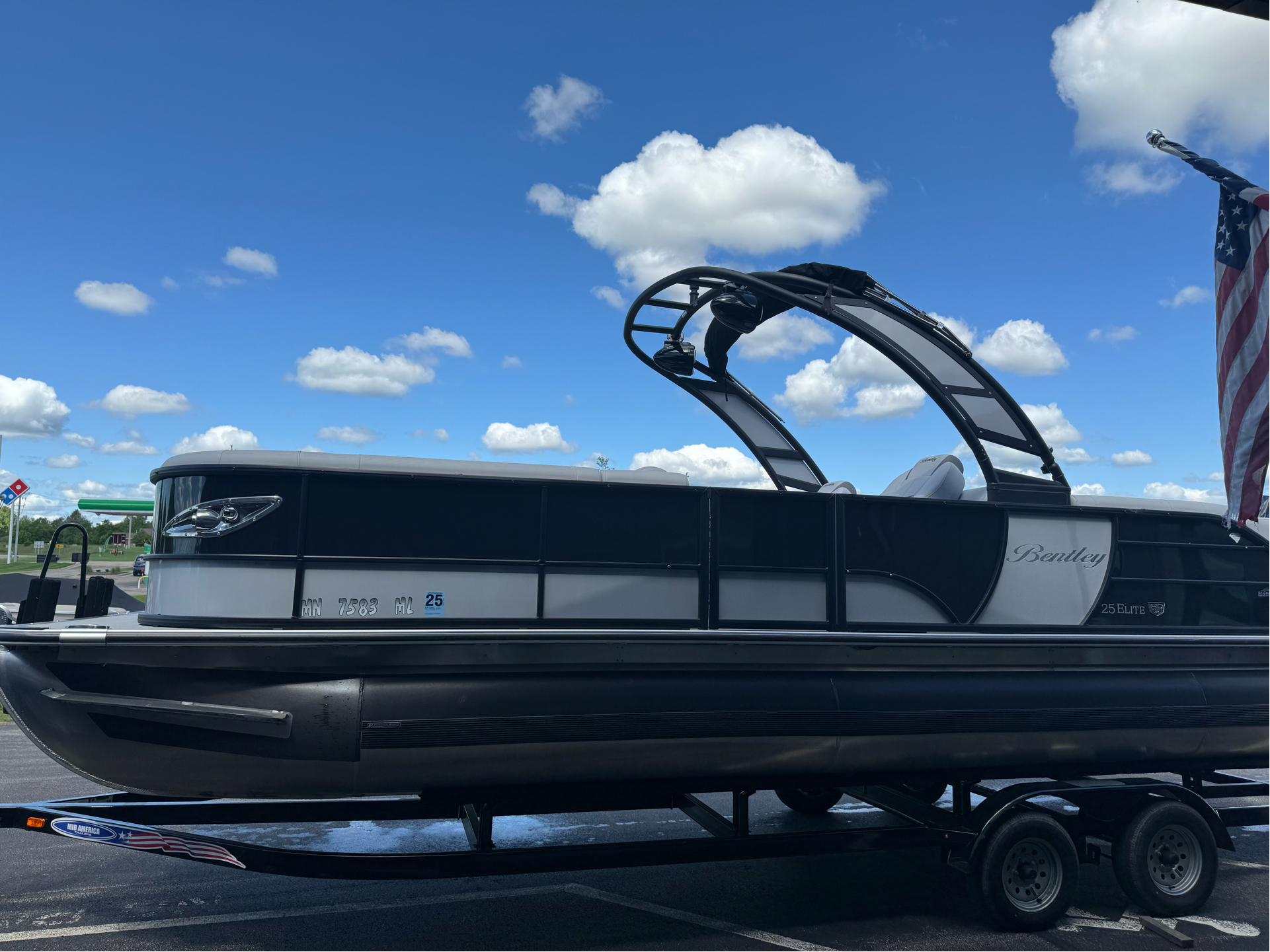 2023 Bentley Pontoons 253 Admiral in Somerset, Wisconsin - Photo 5