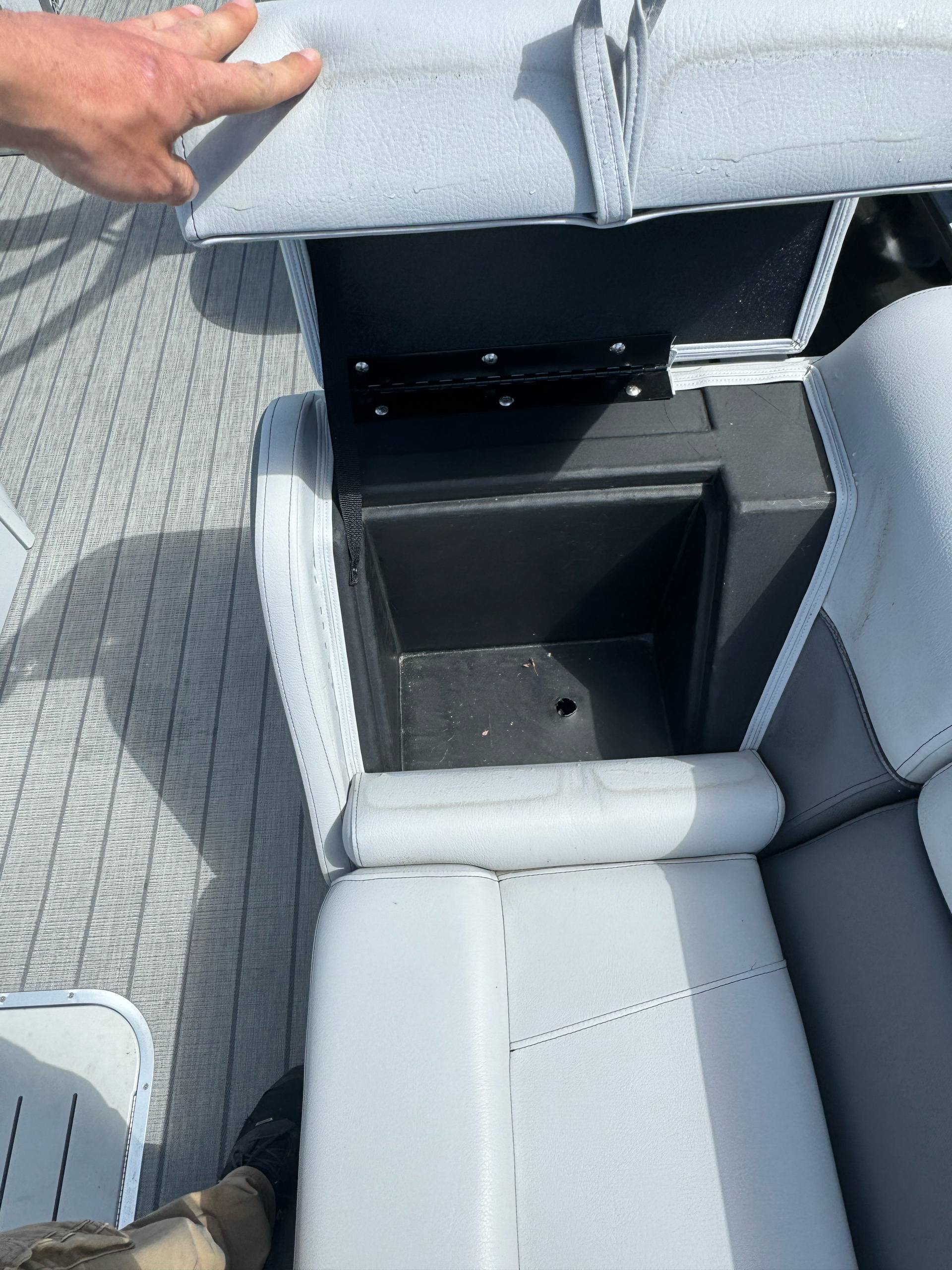 2023 Bentley Pontoons 253 Admiral in Somerset, Wisconsin - Photo 13