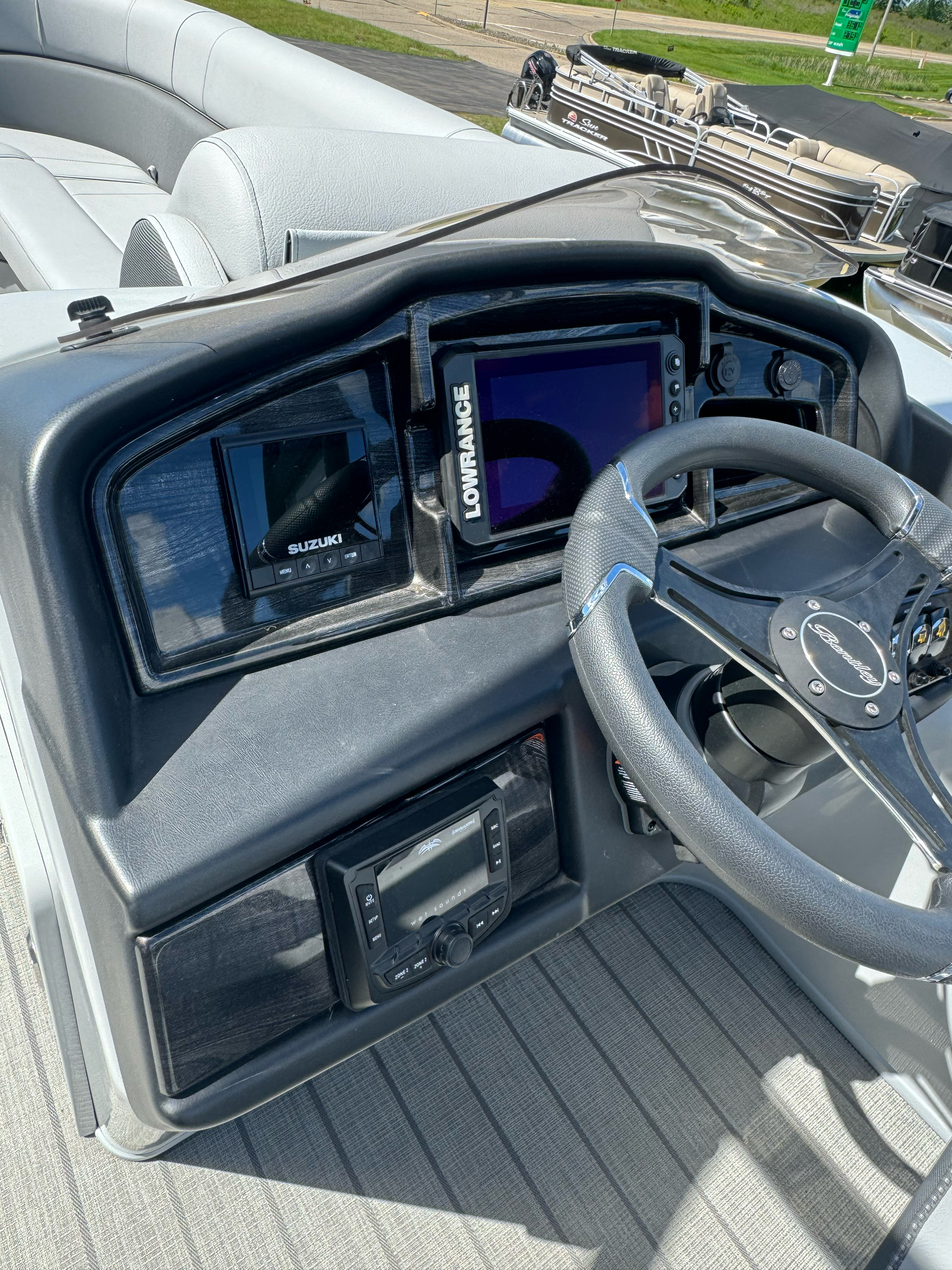 2023 Bentley Pontoons 253 Admiral in Somerset, Wisconsin - Photo 21