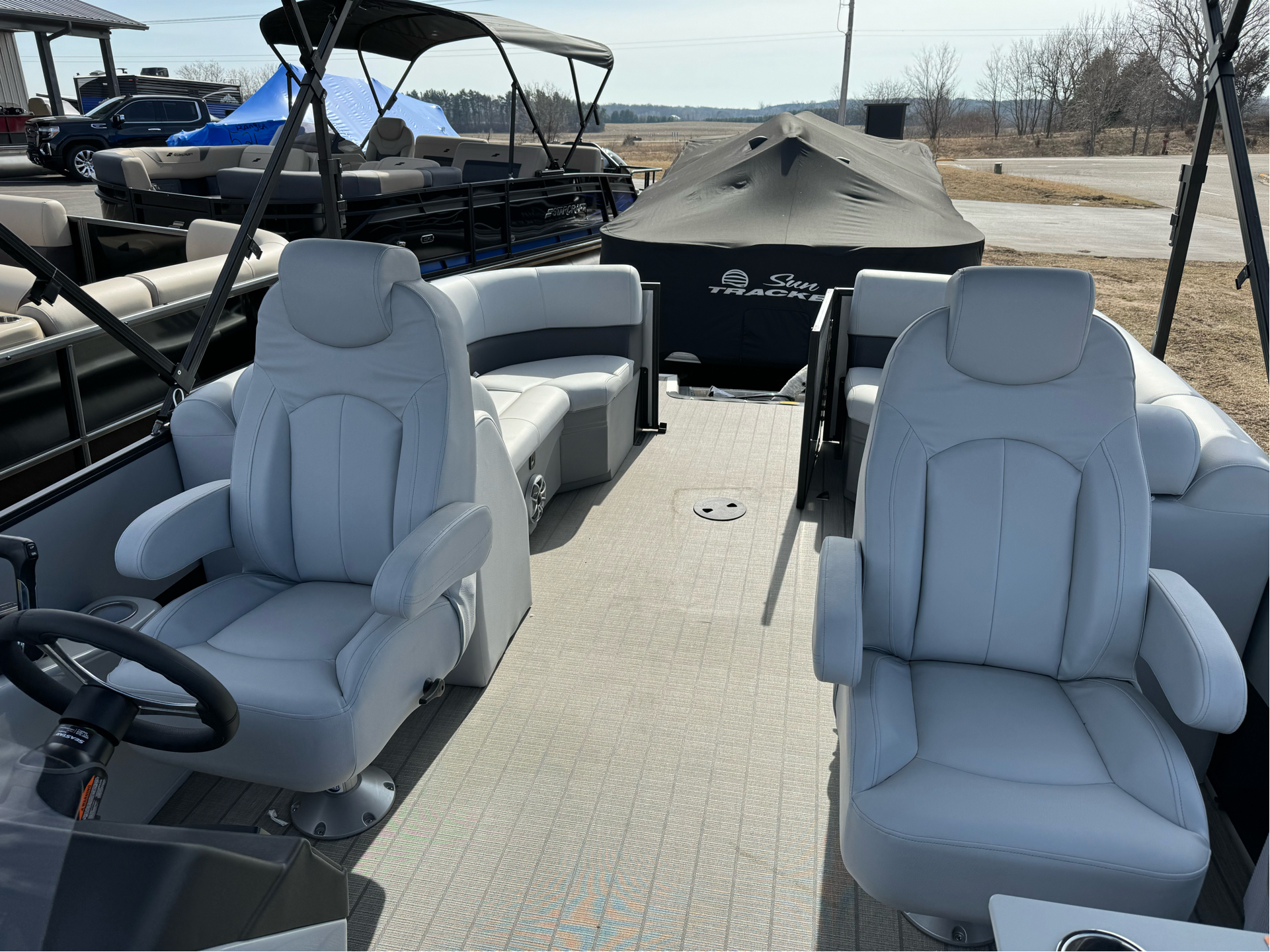 2024 Bentley Pontoons LEGACY 220 NAVIGATOR in Somerset, Wisconsin - Photo 9