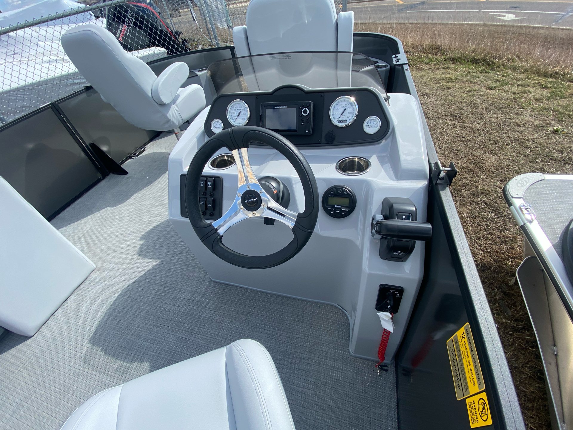 2024 Bentley Pontoons LEGACY 200 FORWARD FISH in Somerset, Wisconsin - Photo 8