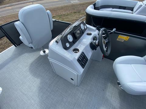 2024 Bentley Pontoons LEGACY 200 FORWARD FISH in Somerset, Wisconsin - Photo 9