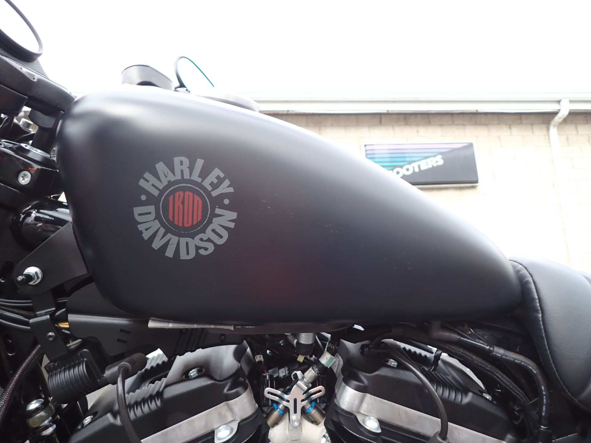 2019 Harley-Davidson Iron 883™ in Massillon, Ohio - Photo 9