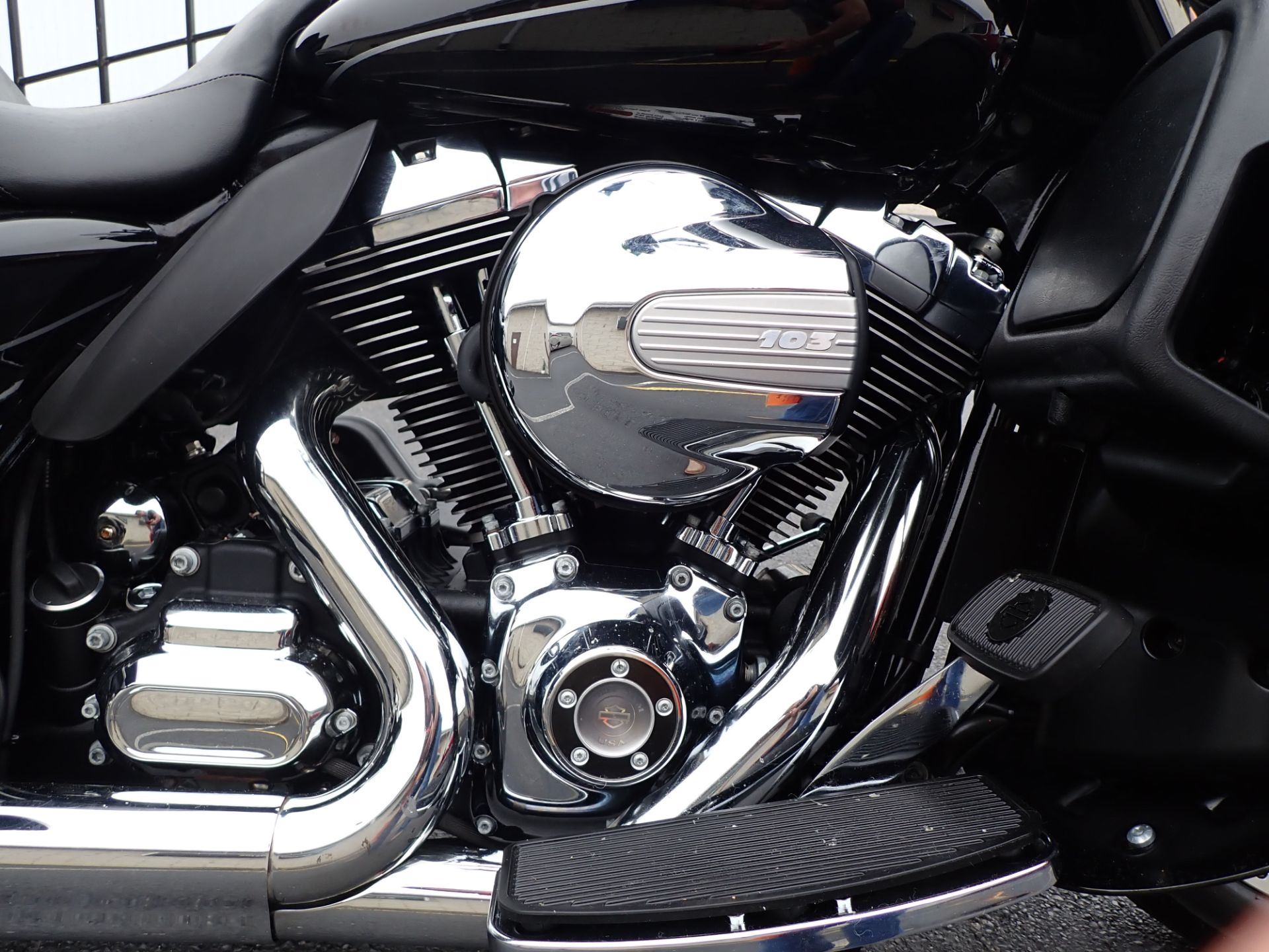 2015 Harley-Davidson Ultra Limited Low in Massillon, Ohio - Photo 4