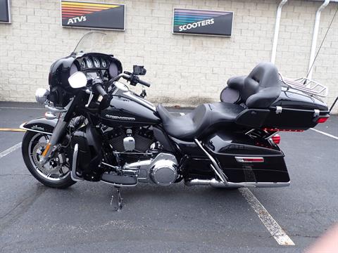 2015 Harley-Davidson Ultra Limited Low in Massillon, Ohio - Photo 6