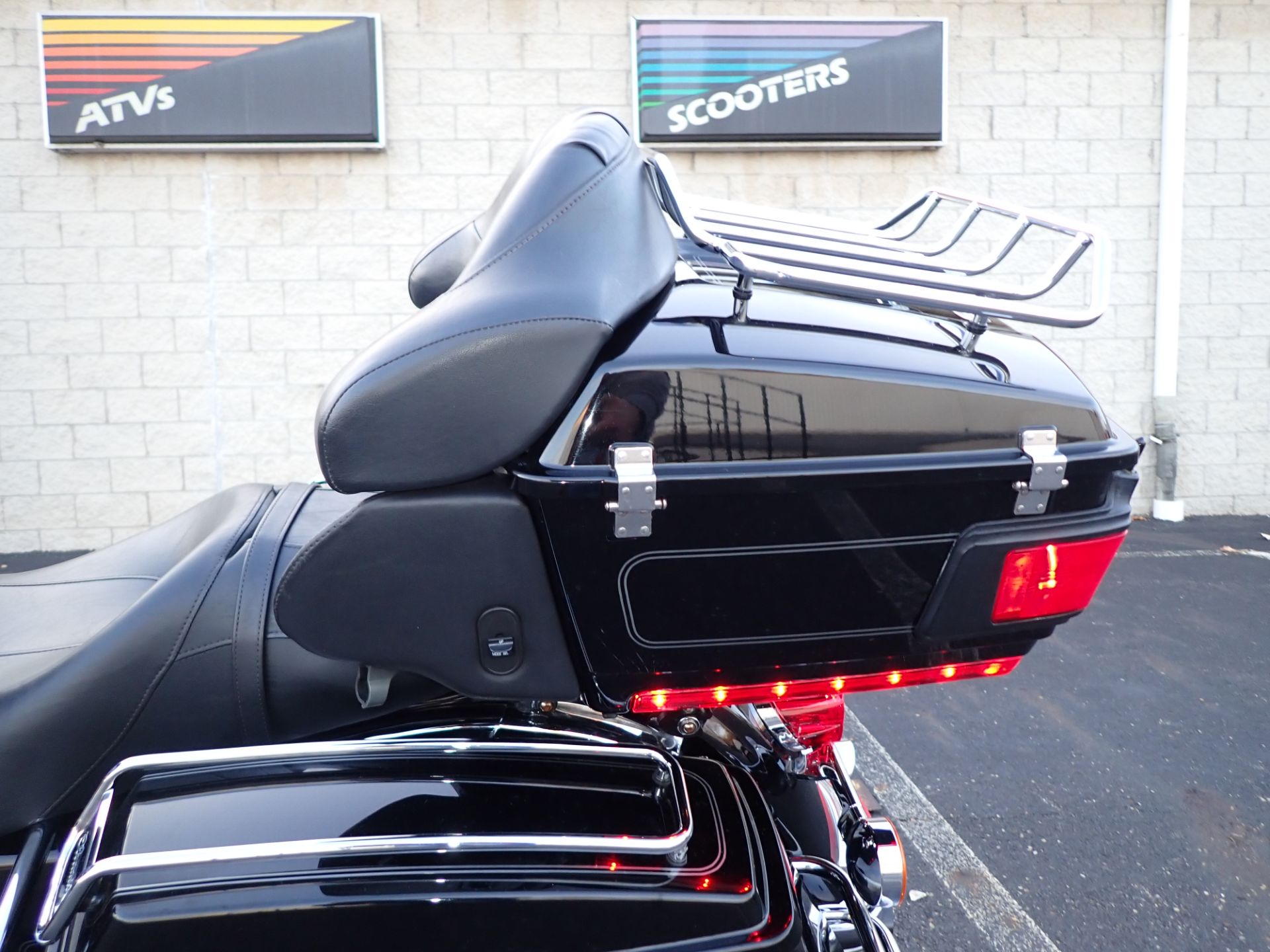 2009 Harley-Davidson Ultra Classic® Electra Glide® in Massillon, Ohio - Photo 18