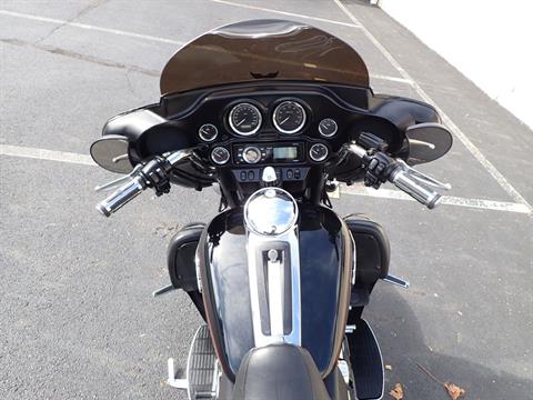 2009 Harley-Davidson Ultra Classic® Electra Glide® in Massillon, Ohio - Photo 15