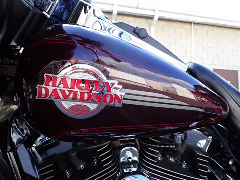 2005 Harley-Davidson FLHTCUI Ultra Classic® Electra Glide® in Massillon, Ohio - Photo 16