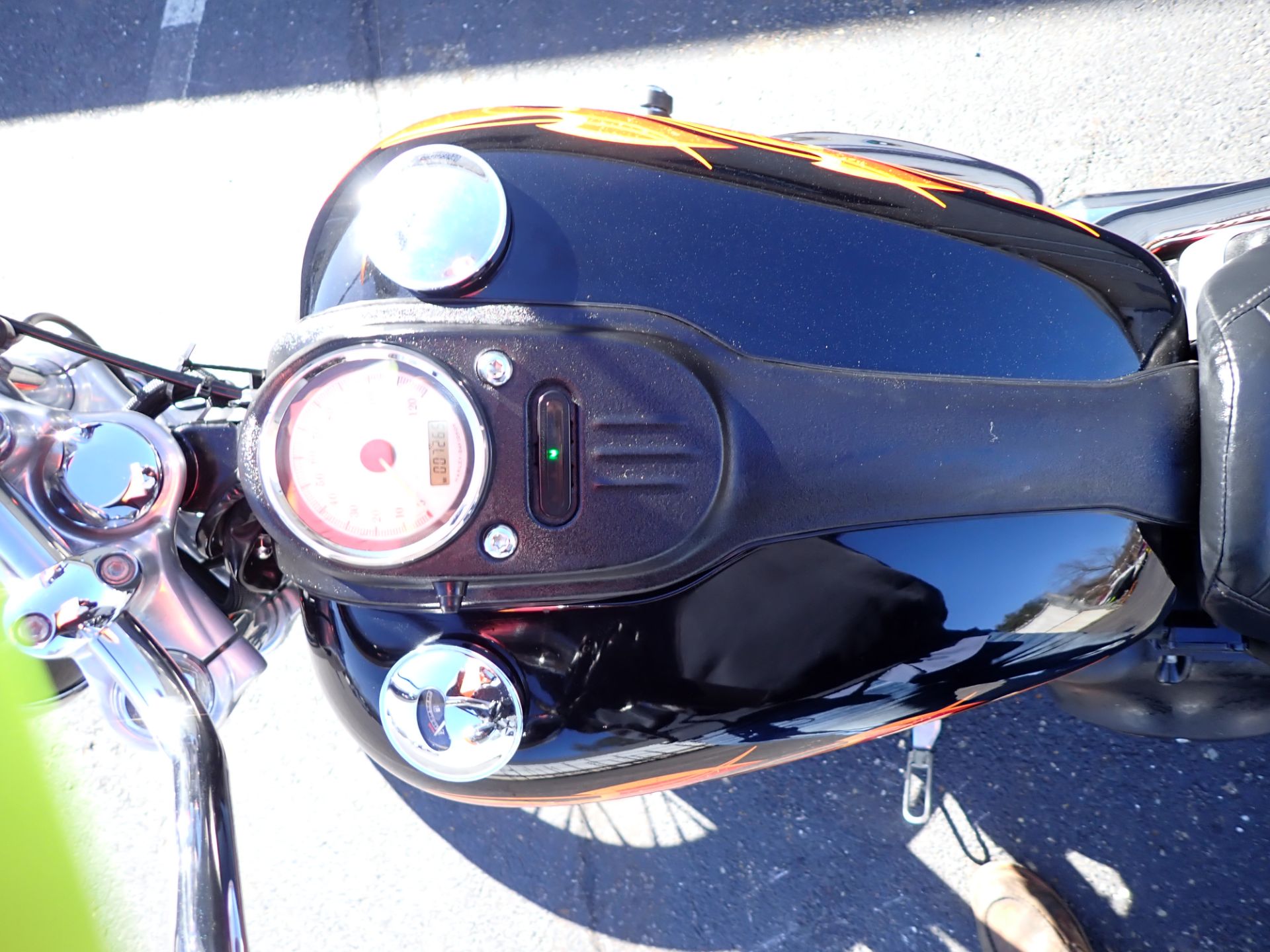 2011 Harley-Davidson Dyna® Street Bob® in Massillon, Ohio - Photo 10