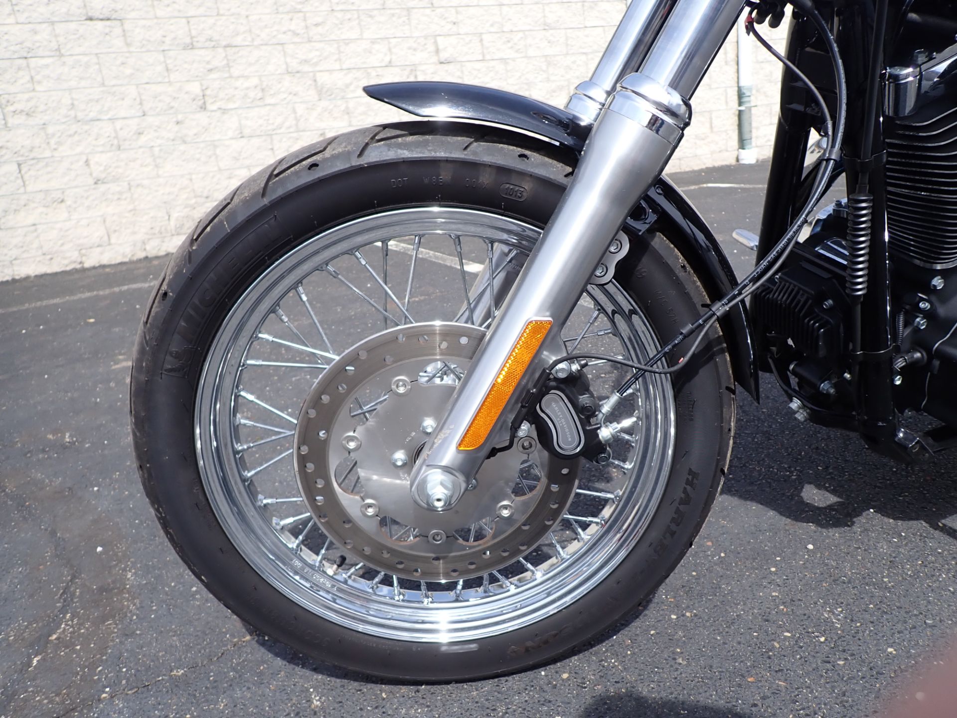 2013 Harley-Davidson Dyna® Super Glide® Custom in Massillon, Ohio - Photo 10
