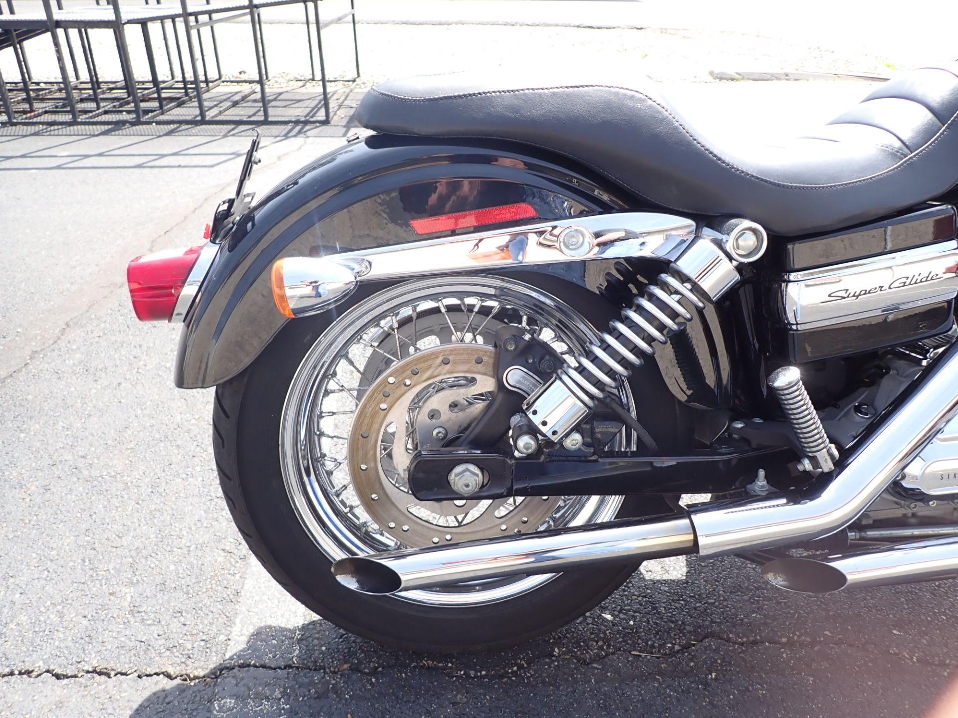 2007 Harley-Davidson Dyna® Super Glide® Custom in Massillon, Ohio - Photo 5