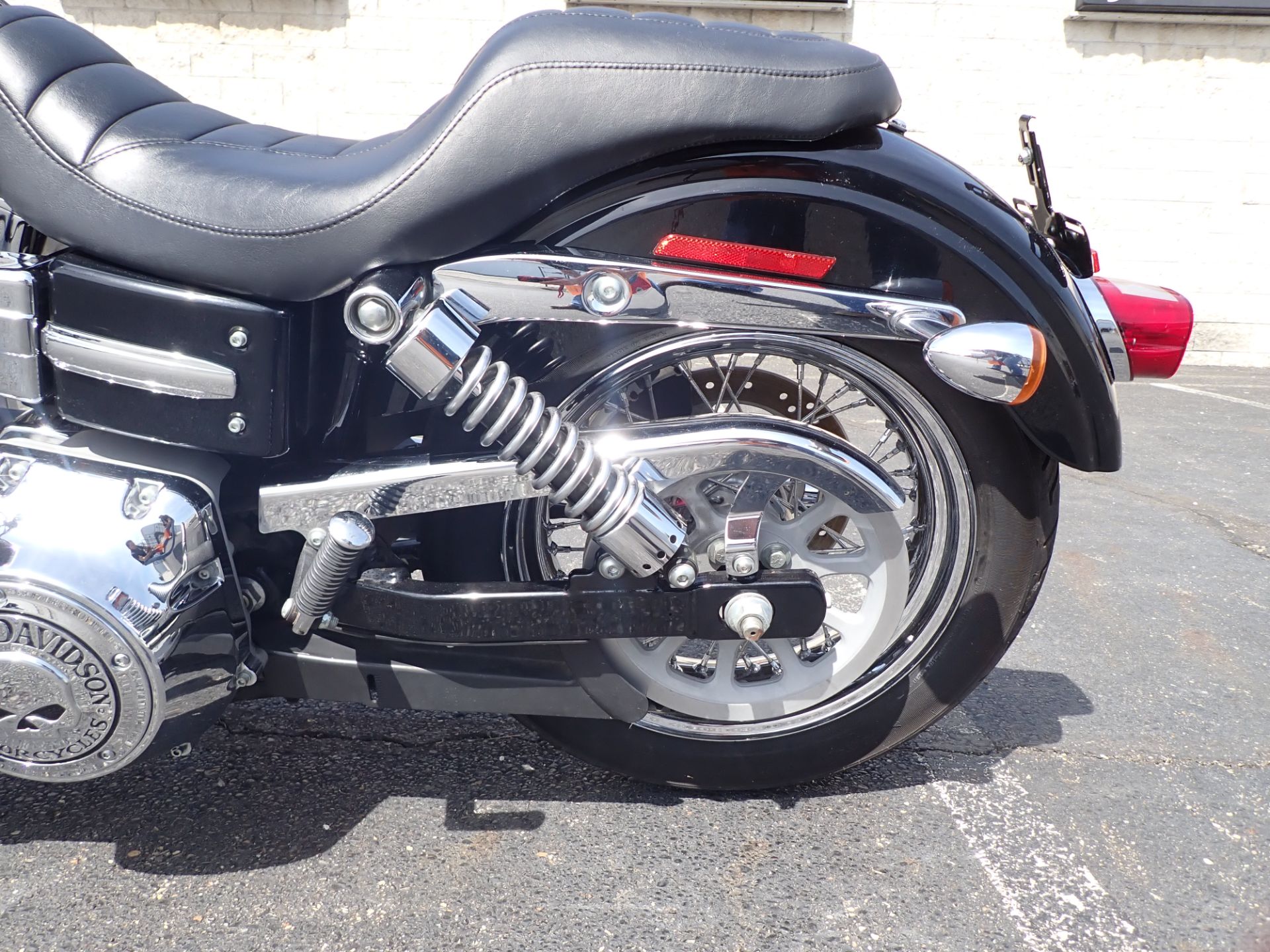 2007 Harley-Davidson Dyna® Super Glide® Custom in Massillon, Ohio - Photo 7