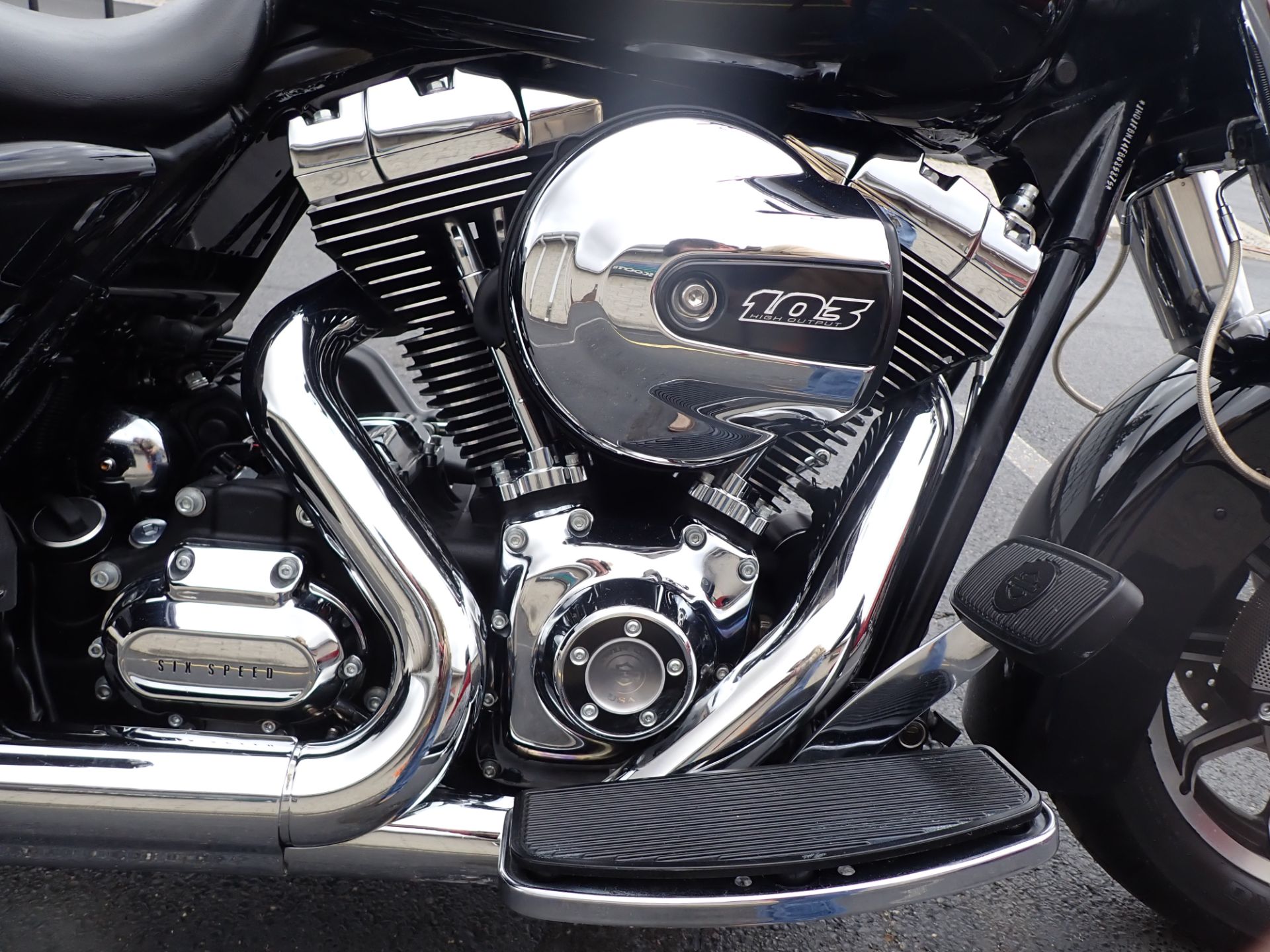 2015 Harley-Davidson Road King® in Massillon, Ohio - Photo 4