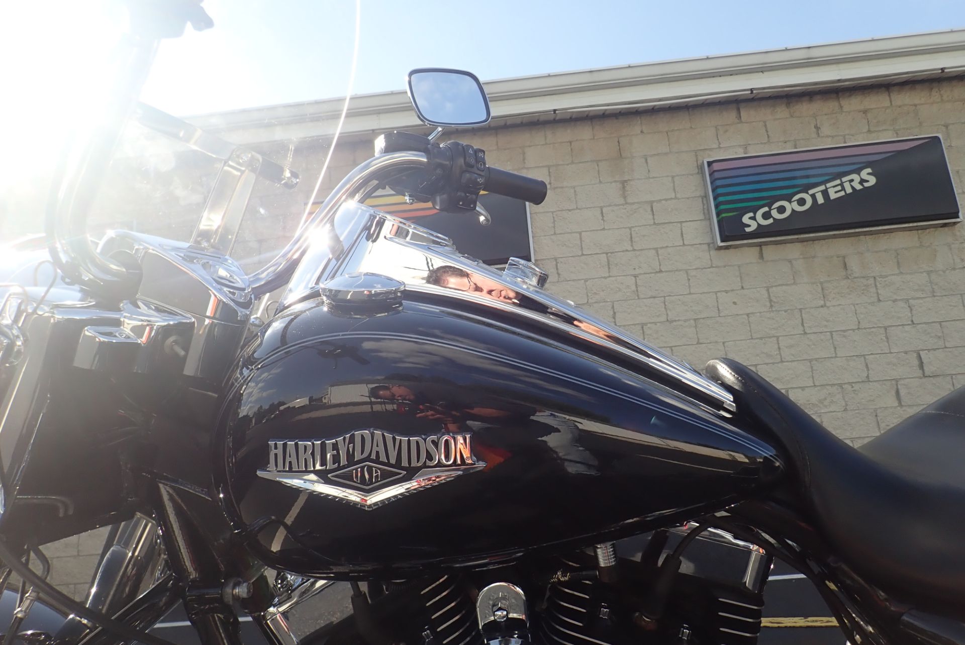 2015 Harley-Davidson Road King® in Massillon, Ohio - Photo 9