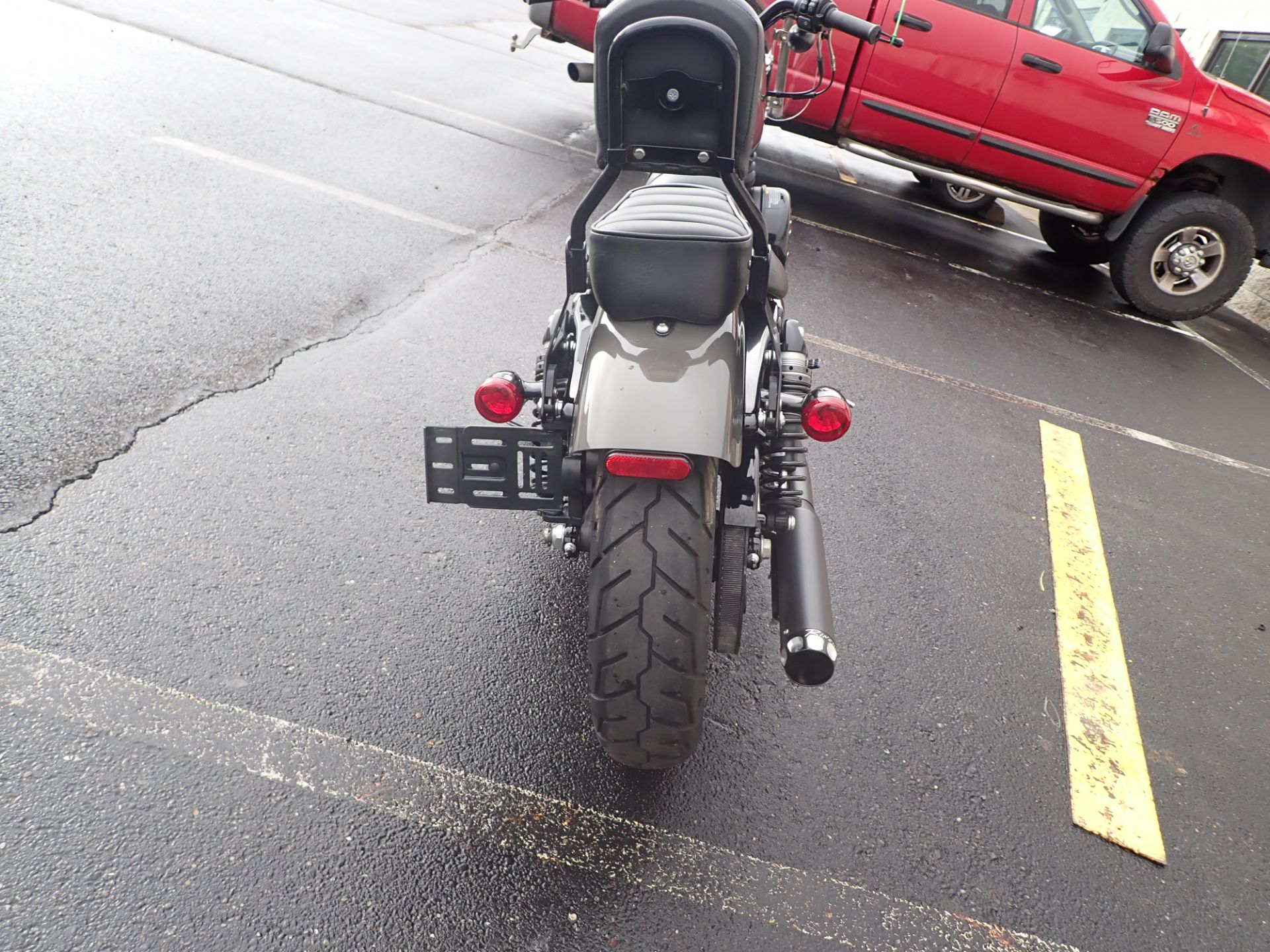 2019 Harley-Davidson Iron 883™ in Massillon, Ohio - Photo 17
