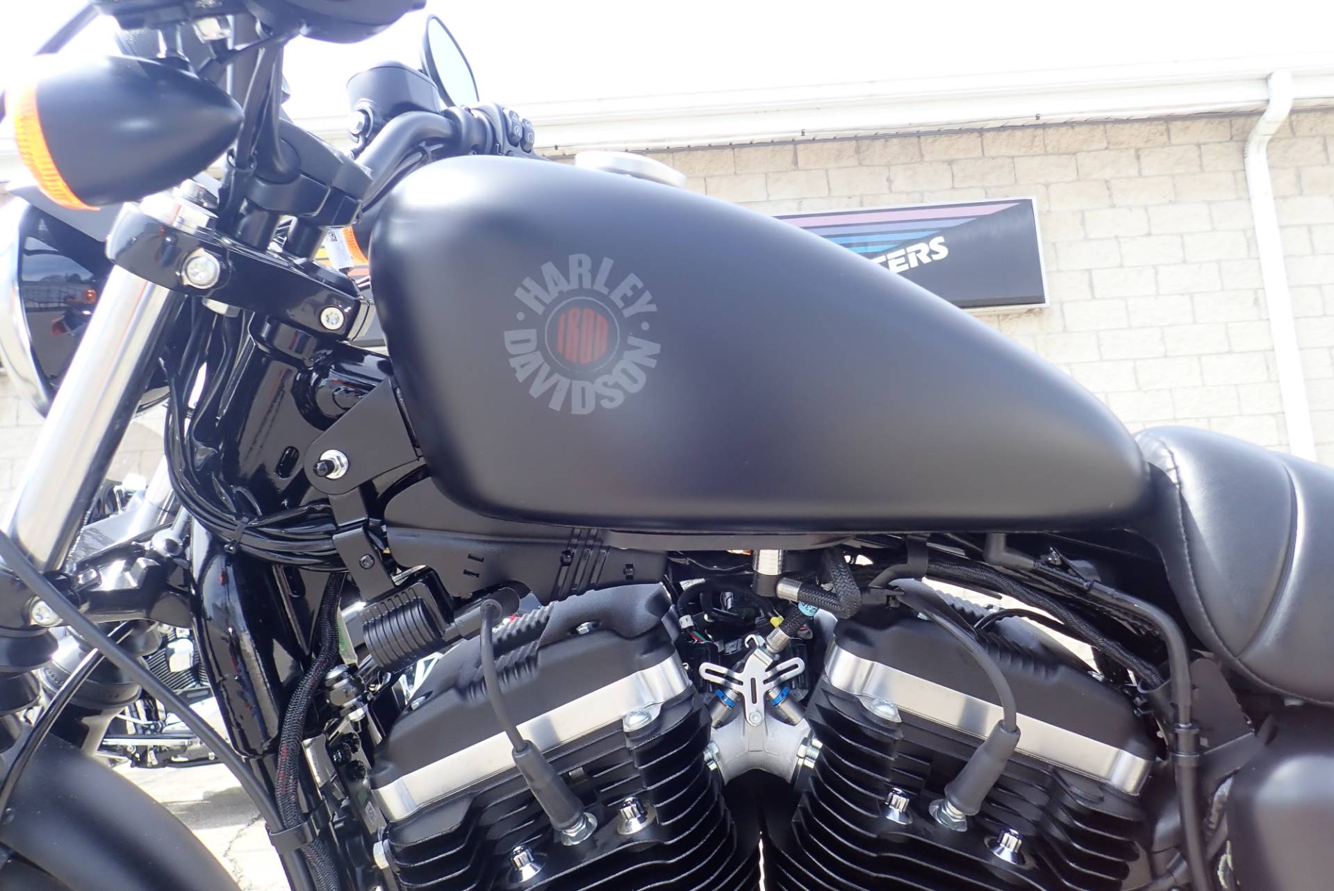 2020 Harley-Davidson Iron 883™ in Massillon, Ohio - Photo 9