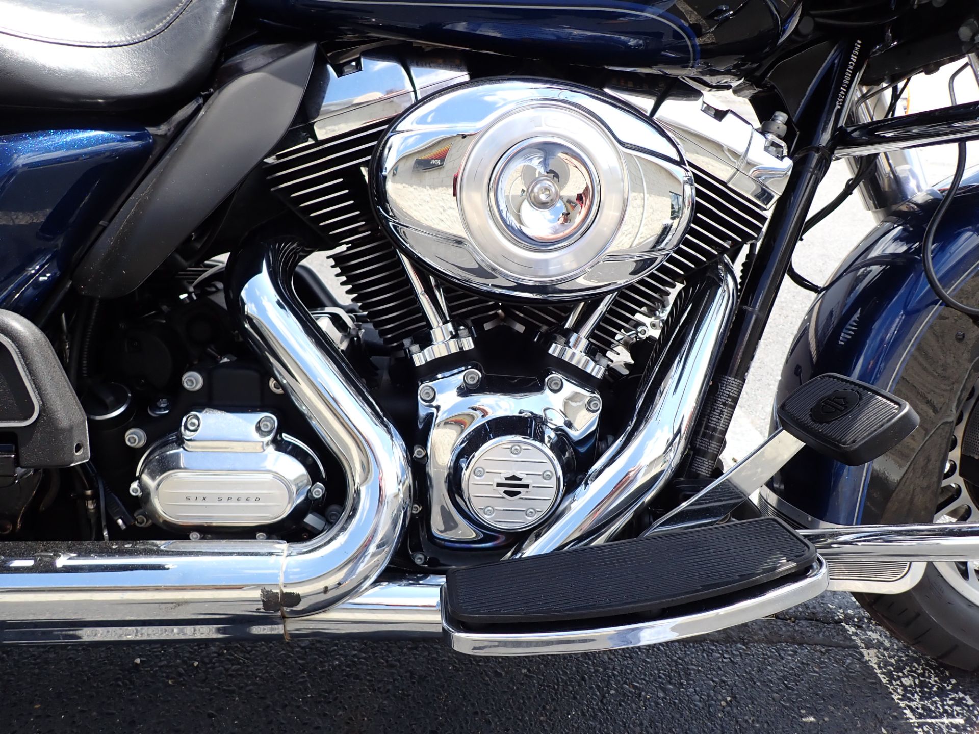 2013 Harley-Davidson Ultra Classic® Electra Glide® in Massillon, Ohio - Photo 4