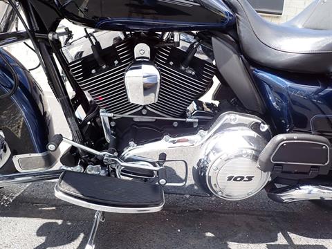 2013 Harley-Davidson Ultra Classic® Electra Glide® in Massillon, Ohio - Photo 9