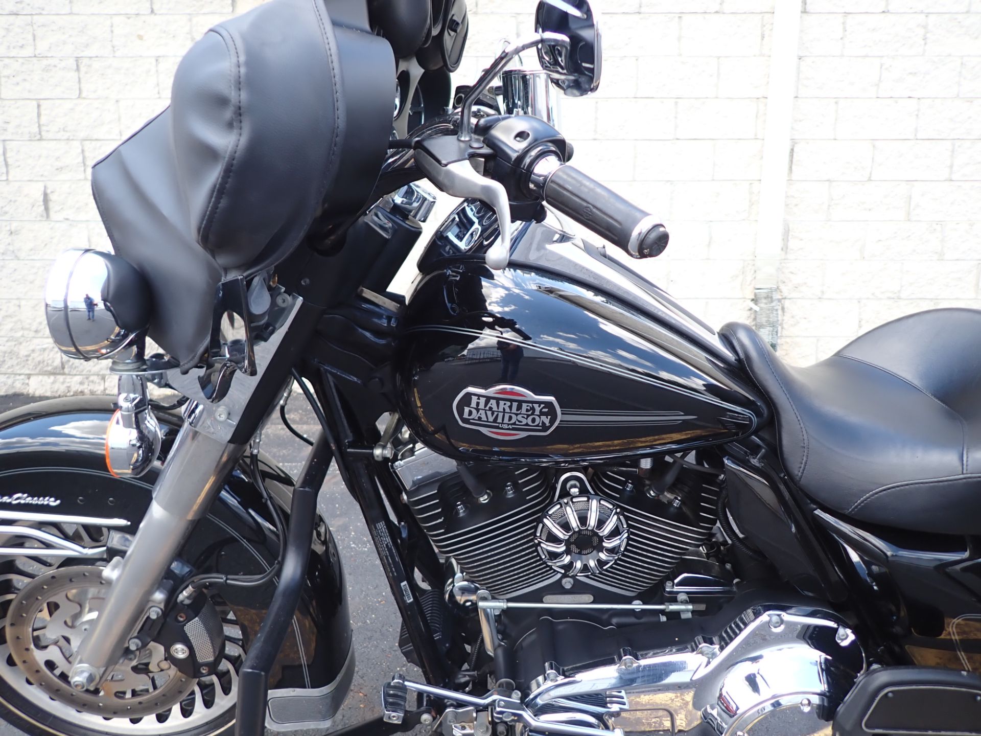 2011 Harley-Davidson Ultra Classic® Electra Glide® in Massillon, Ohio - Photo 15