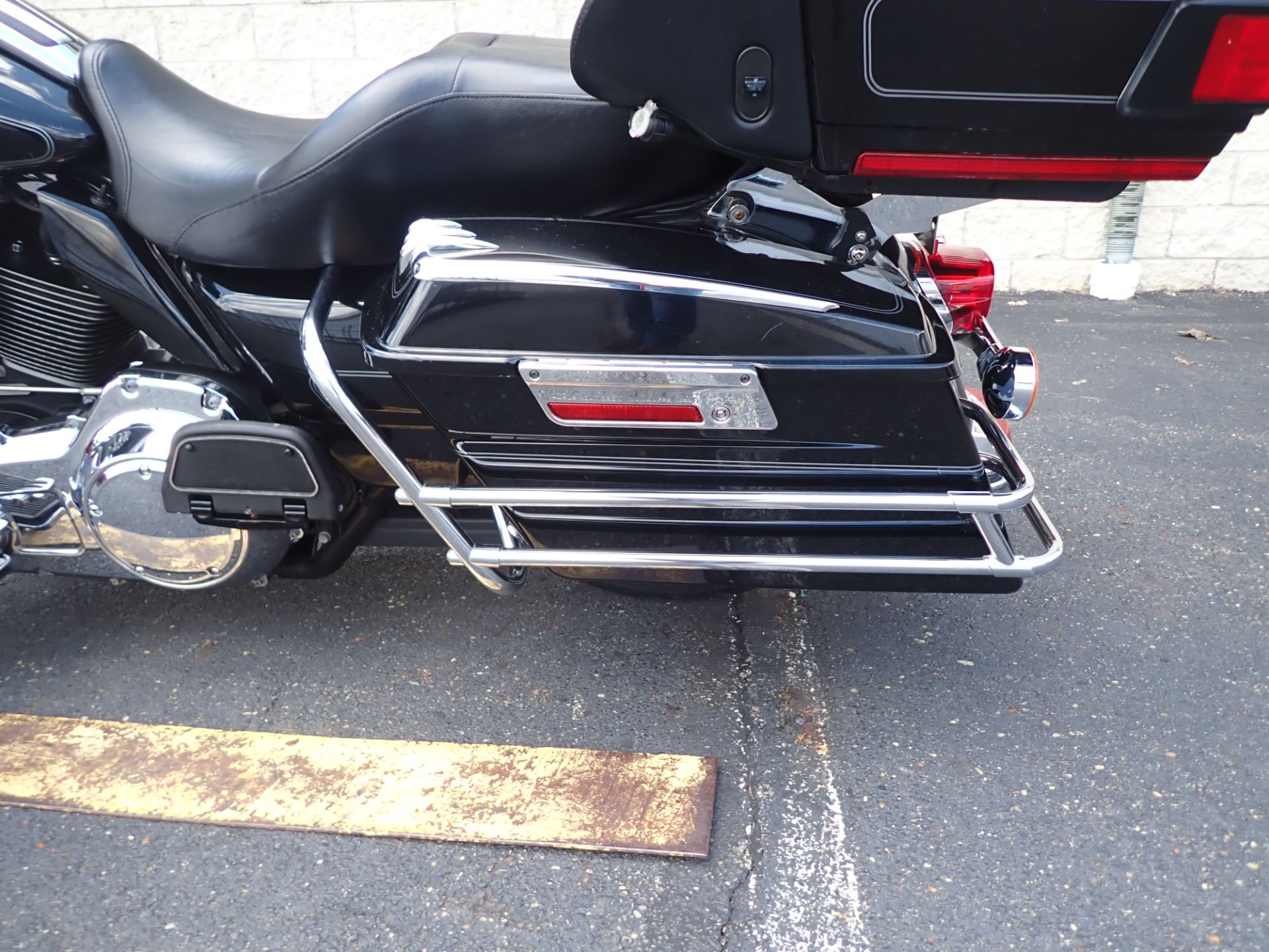 2011 Harley-Davidson Ultra Classic® Electra Glide® in Massillon, Ohio - Photo 17