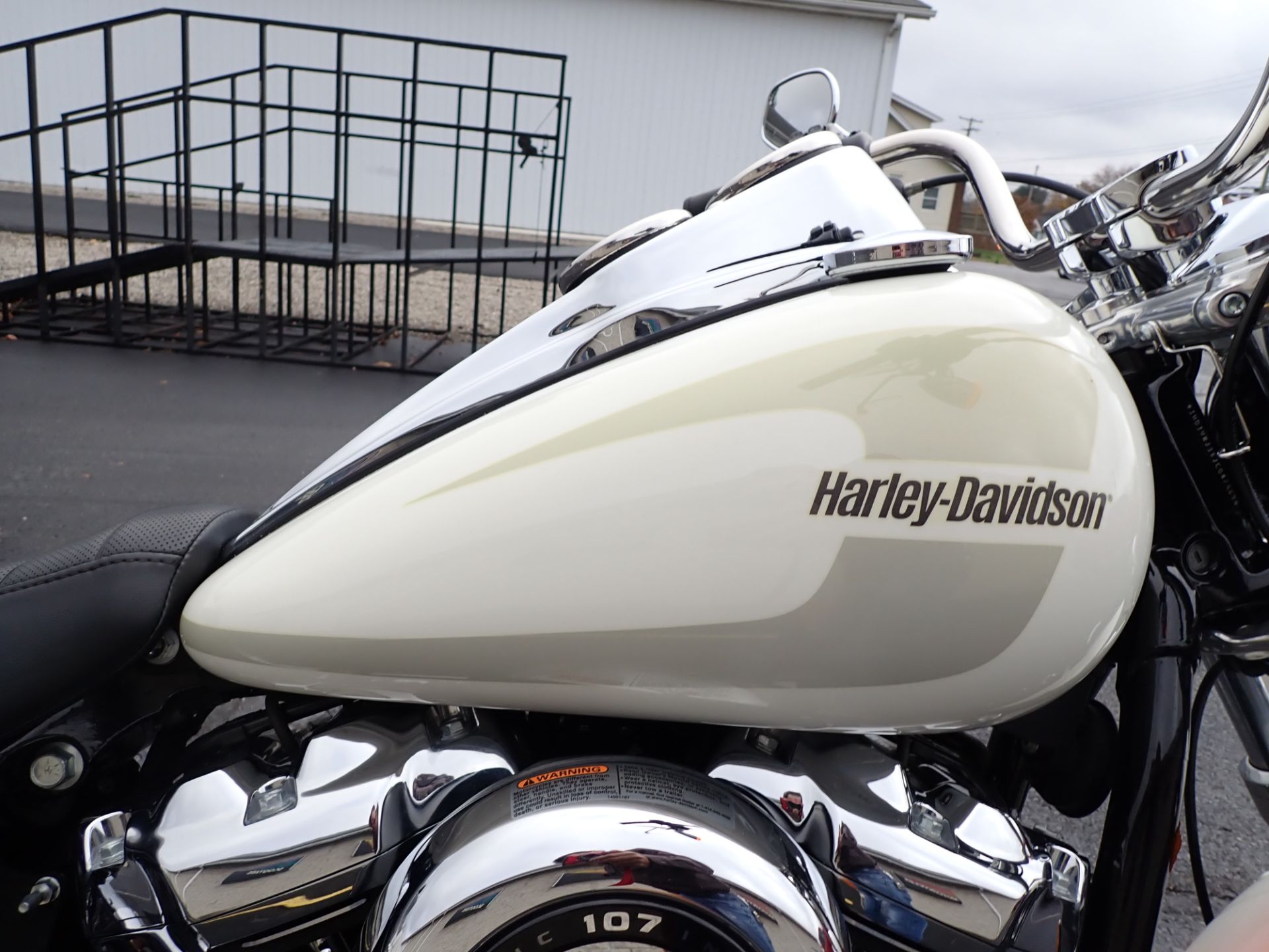 2018 Harley-Davidson Low Rider® 107 in Massillon, Ohio - Photo 3