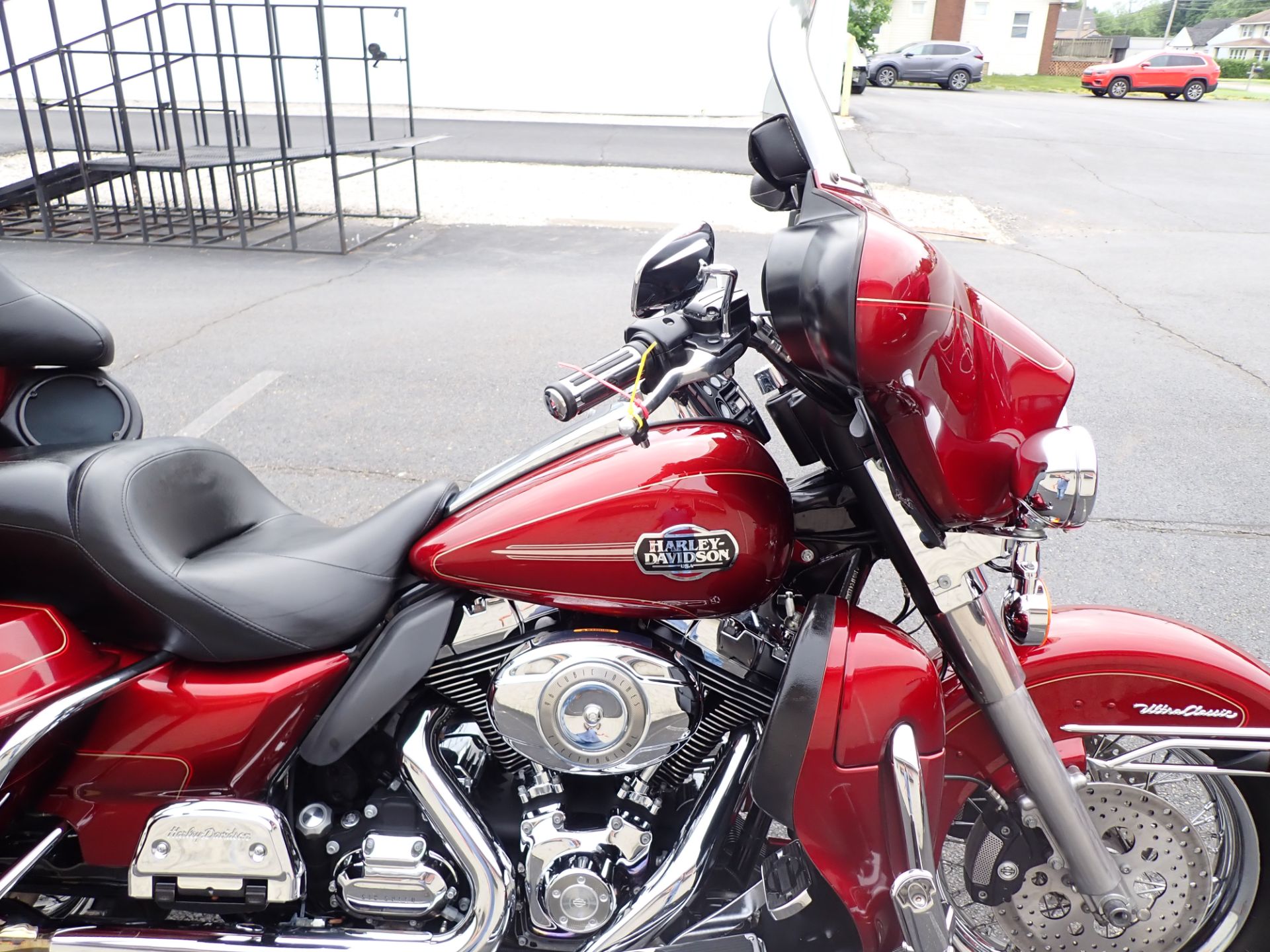 2010 Harley-Davidson Ultra Classic® Electra Glide® in Massillon, Ohio - Photo 3