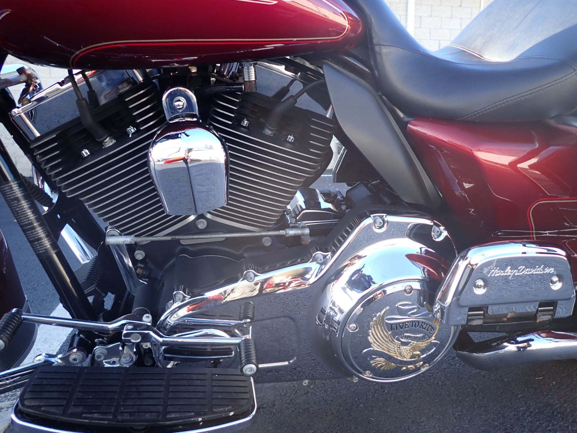 2010 Harley-Davidson Ultra Classic® Electra Glide® in Massillon, Ohio - Photo 11