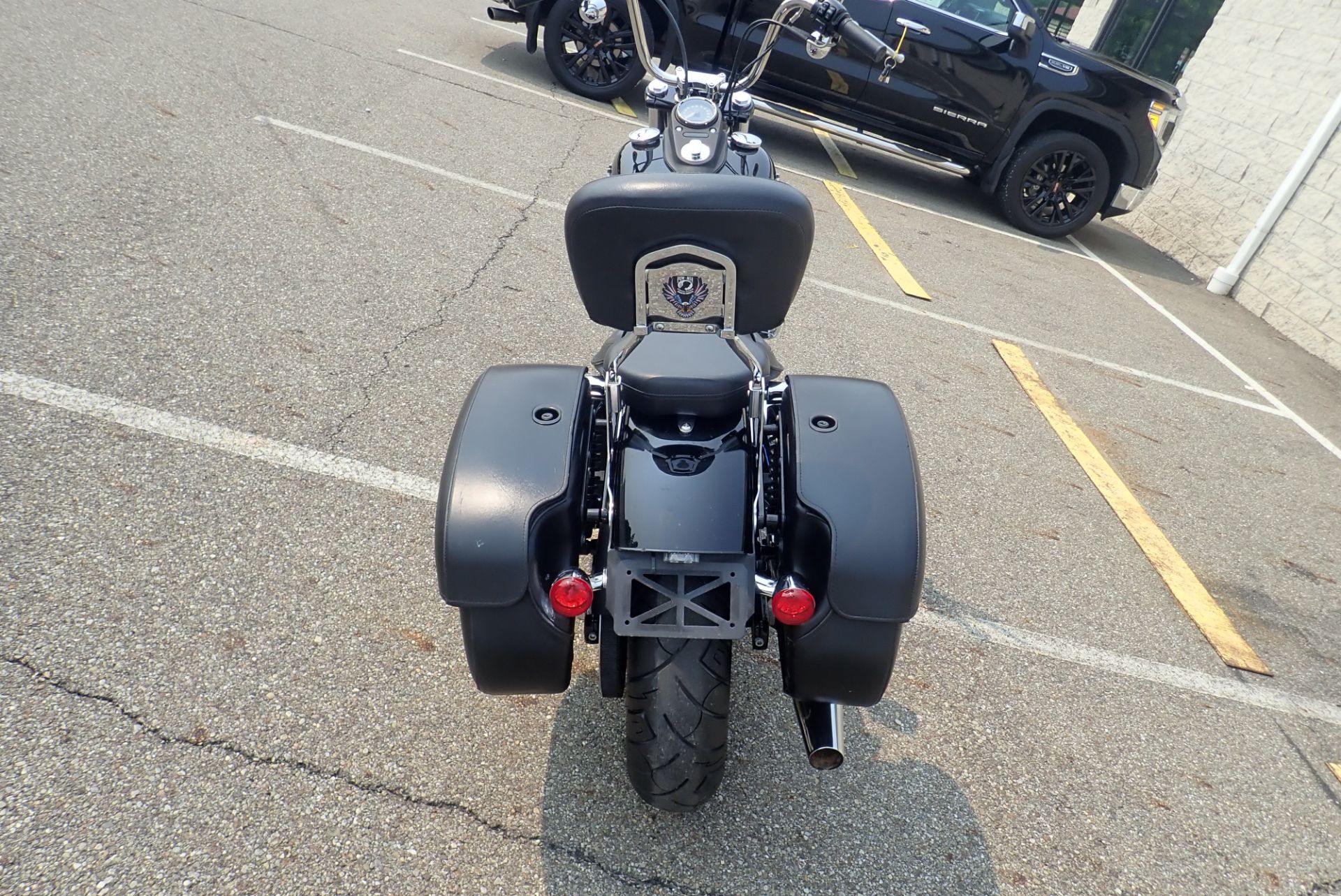 2017 Harley-Davidson Street Bob® in Massillon, Ohio - Photo 16
