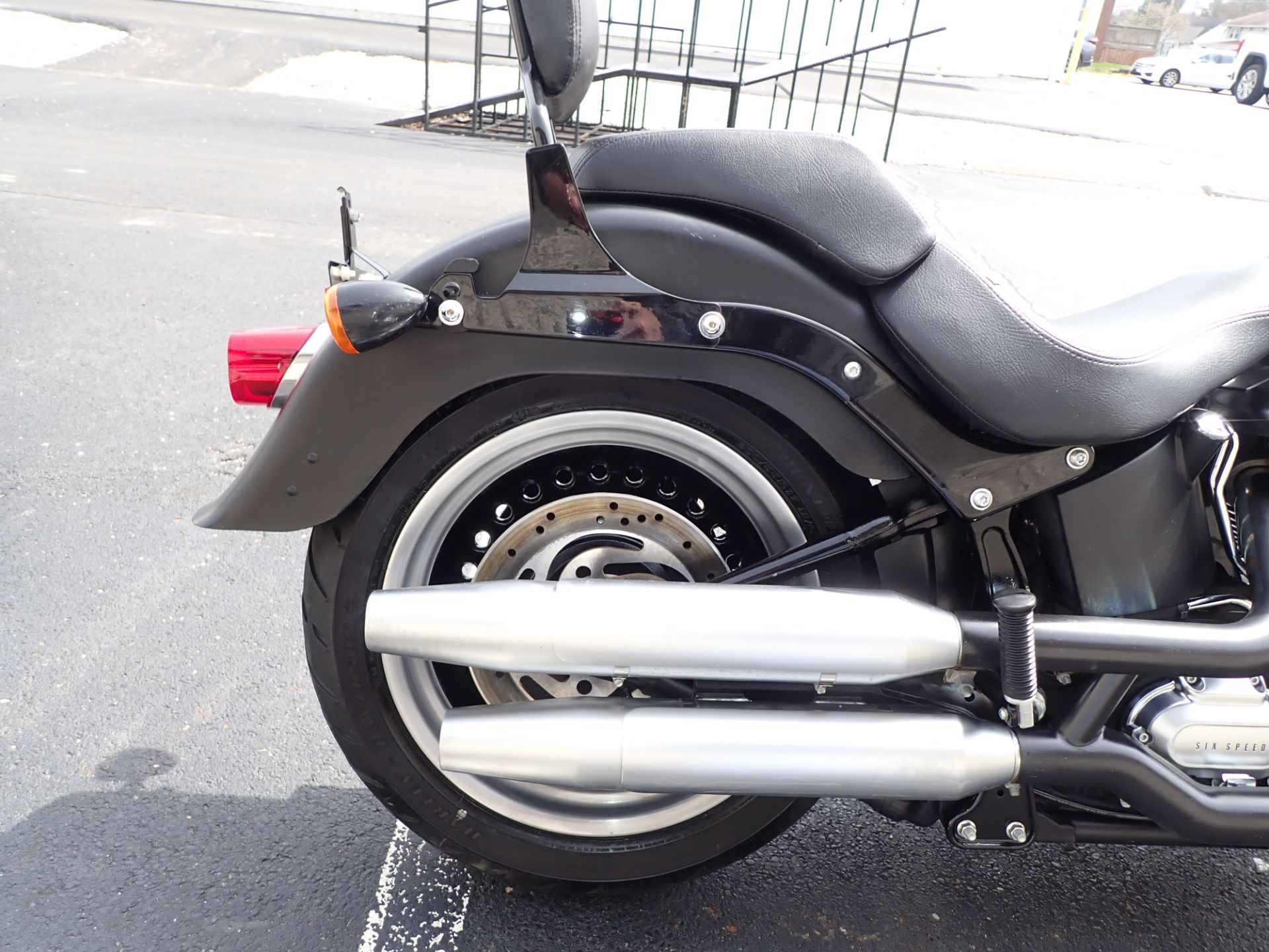 2014 Harley-Davidson Fat Boy® Lo in Massillon, Ohio - Photo 5