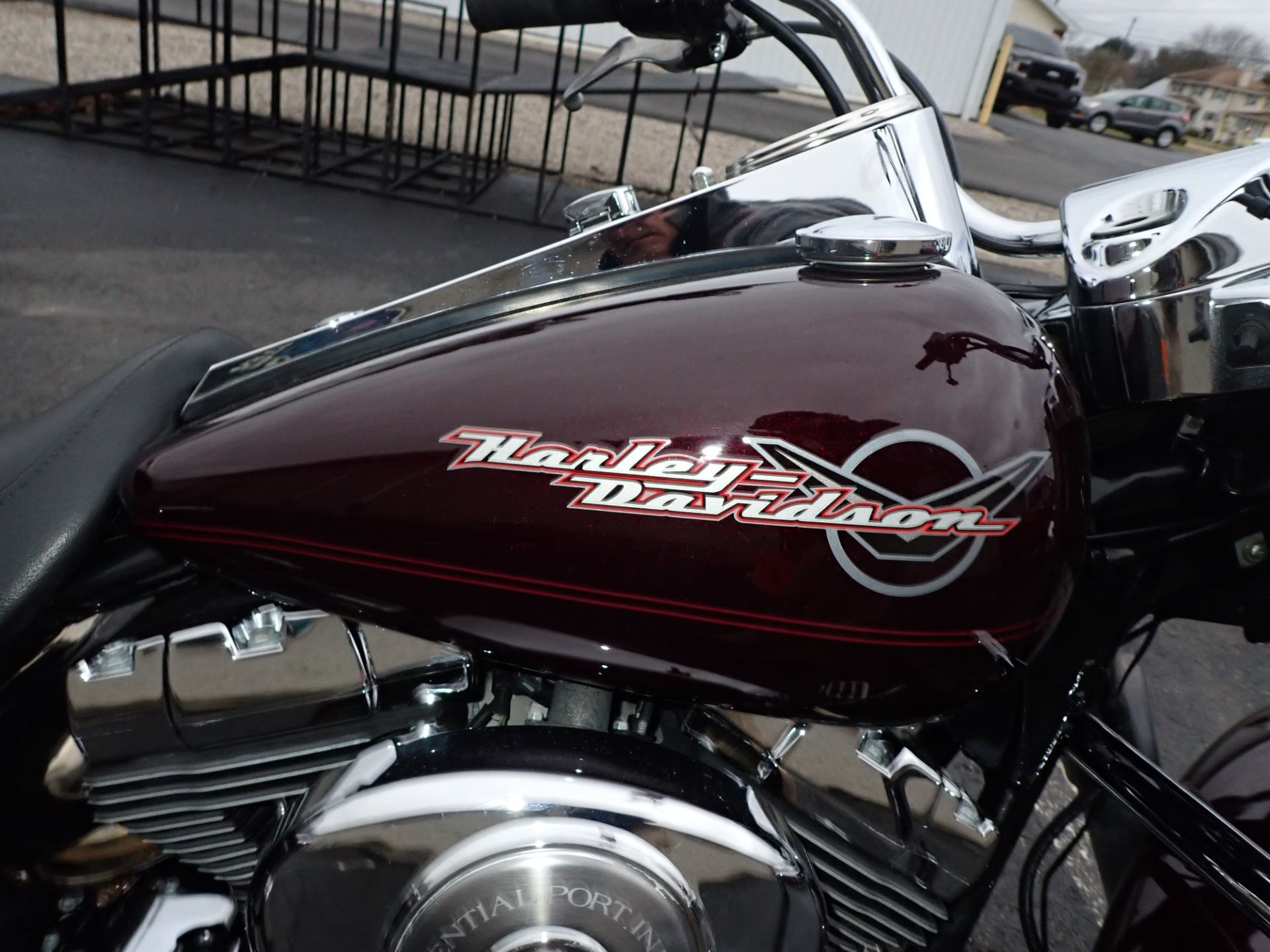 2005 Harley-Davidson FLHR/FLHRI Road King® in Massillon, Ohio - Photo 3
