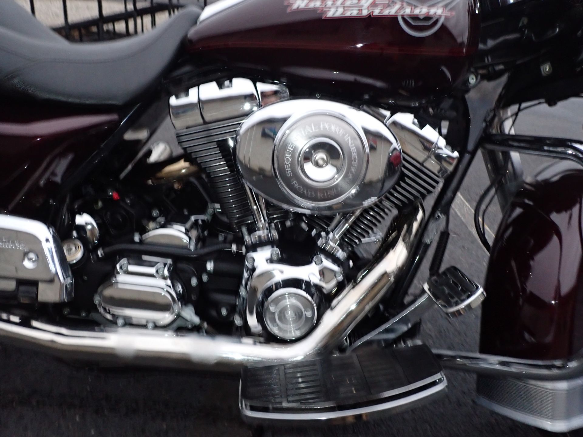 2005 Harley-Davidson FLHR/FLHRI Road King® in Massillon, Ohio - Photo 4