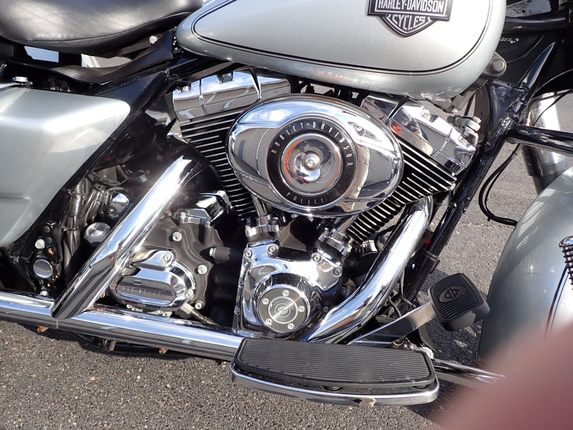 2008 Harley-Davidson Police Road King® in Massillon, Ohio - Photo 3