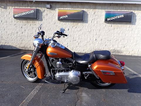2014 Harley-Davidson Dyna® Switchback™ in Massillon, Ohio - Photo 6