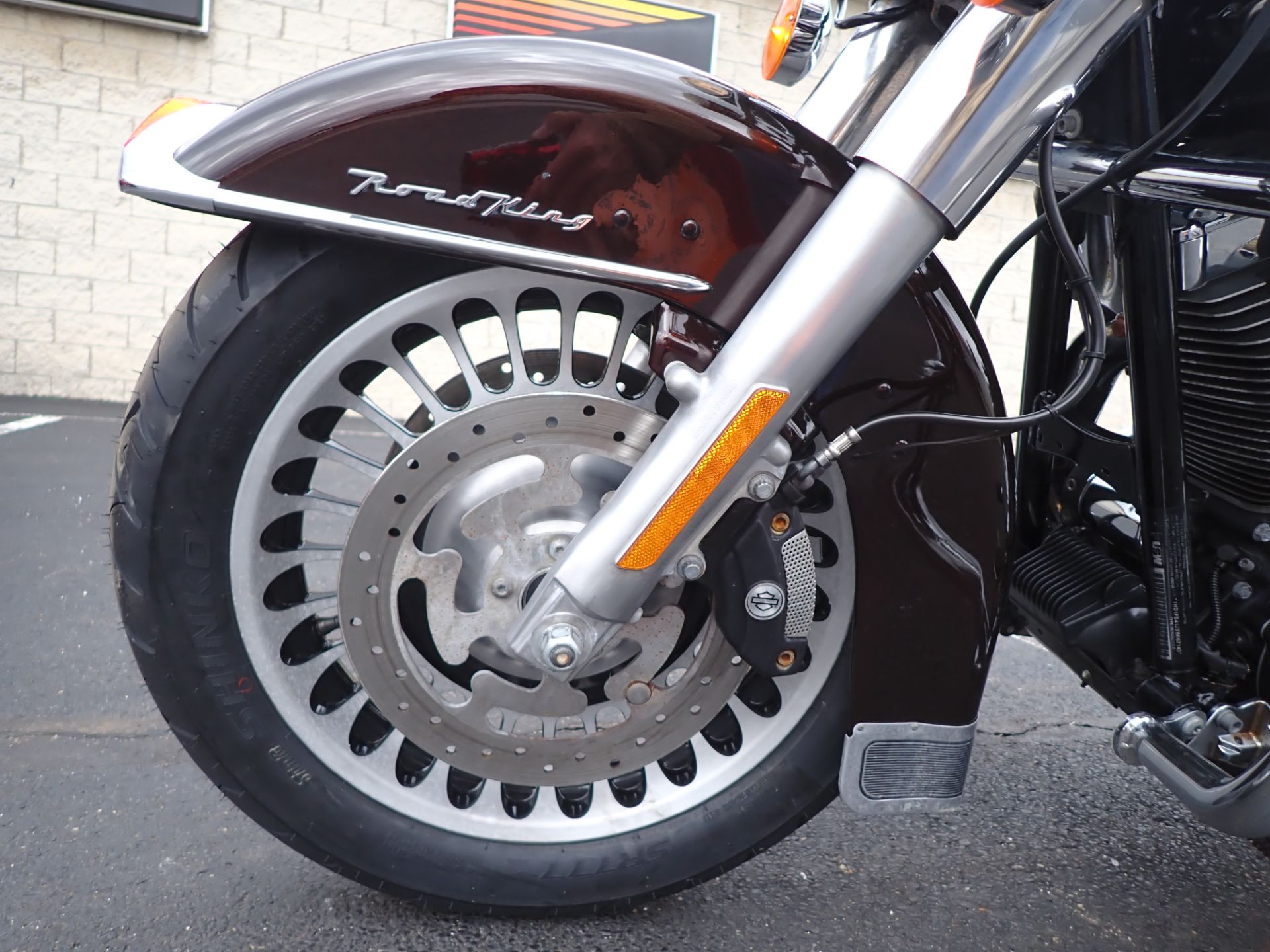 2011 Harley-Davidson Road King® in Massillon, Ohio - Photo 11