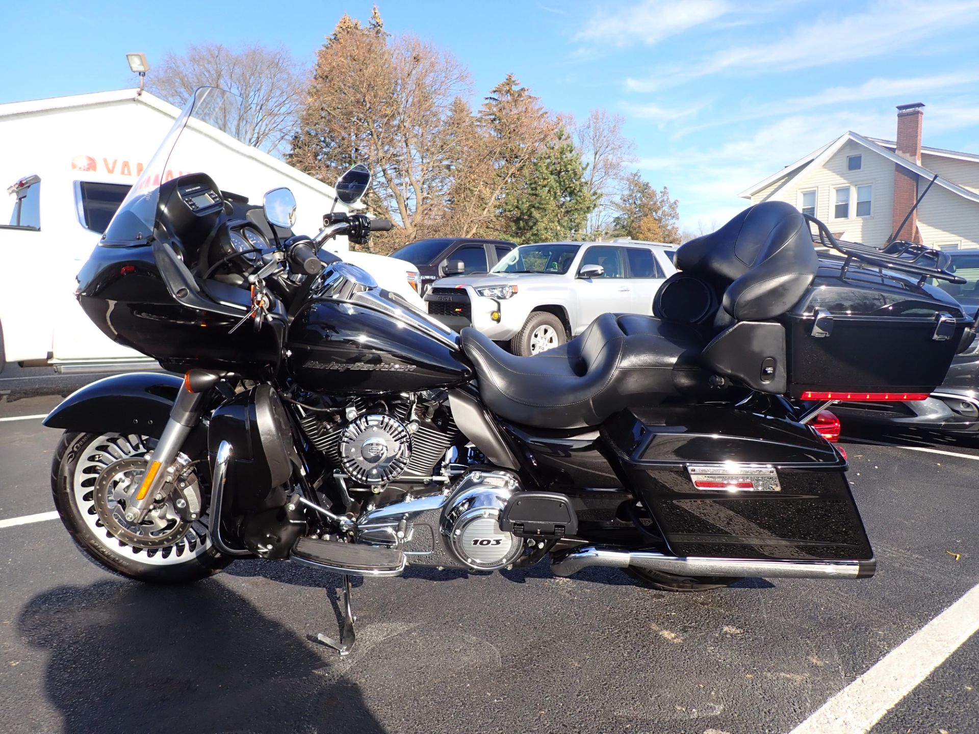 2011 Harley-Davidson Road Glide® Ultra in Massillon, Ohio - Photo 7