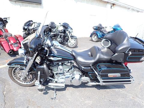 2009 Harley-Davidson Electra Glide® Classic in Massillon, Ohio - Photo 3