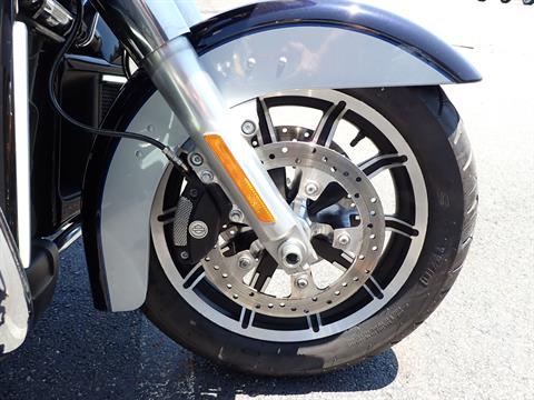 2019 Harley-Davidson Road Glide® Ultra in Massillon, Ohio - Photo 2