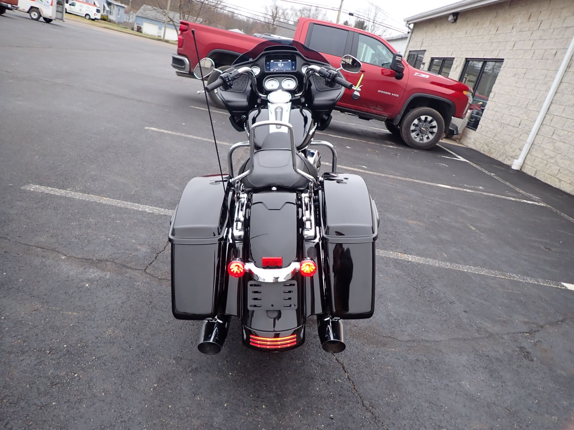 2019 Harley-Davidson Road Glide® in Massillon, Ohio - Photo 18