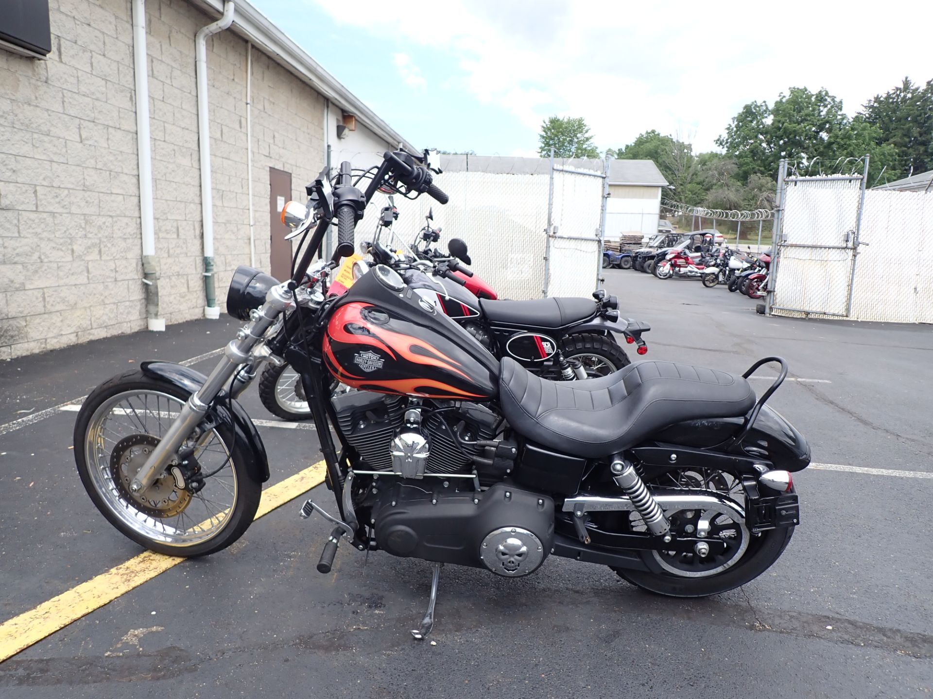 2013 Harley-Davidson Dyna® Wide Glide® in Massillon, Ohio - Photo 4