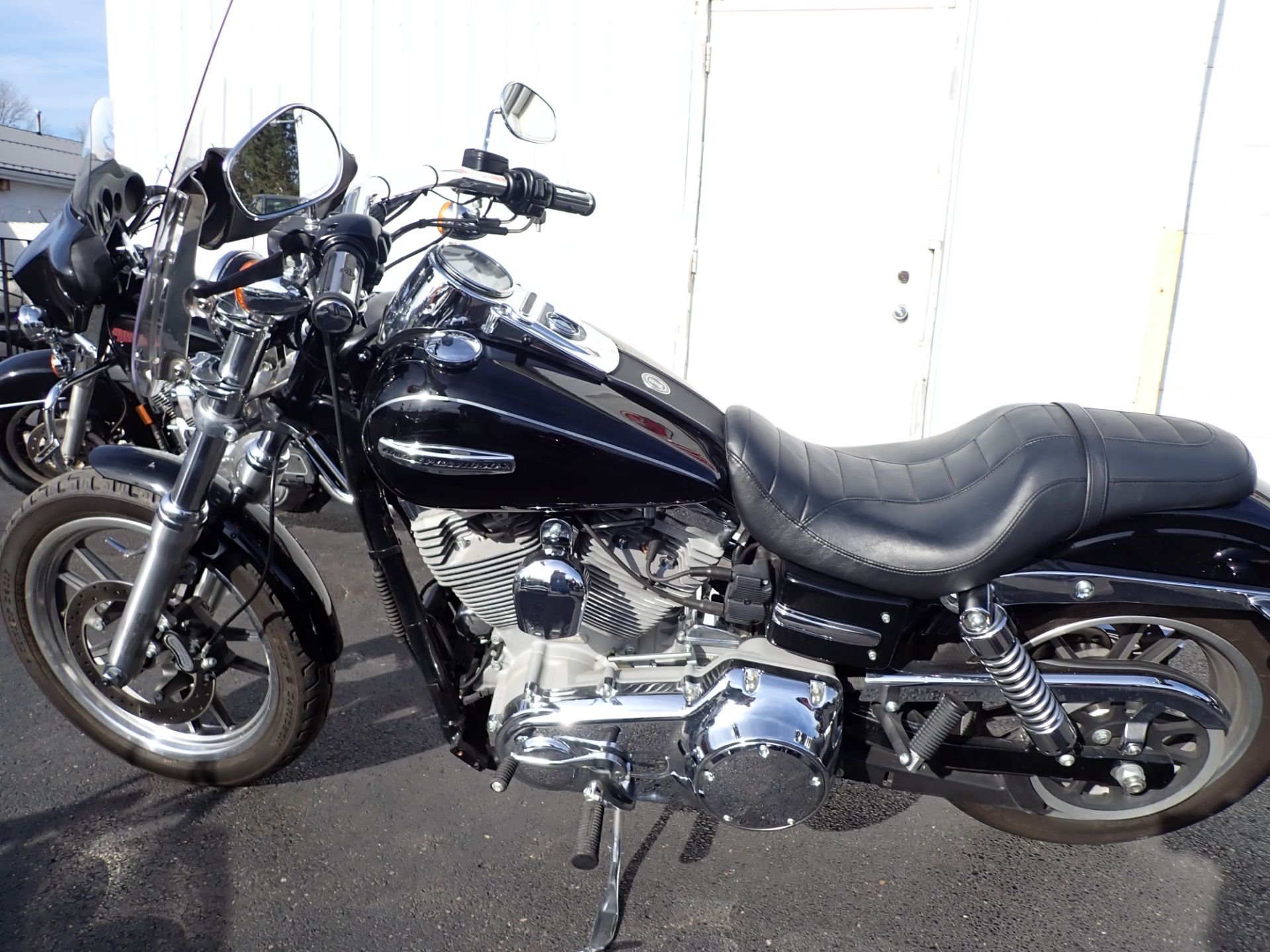 2009 Harley-Davidson Dyna® Super Glide® in Massillon, Ohio - Photo 3