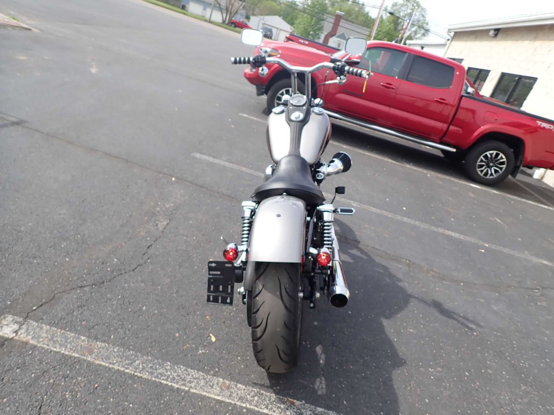 2016 Harley-Davidson Street Bob® in Massillon, Ohio - Photo 17