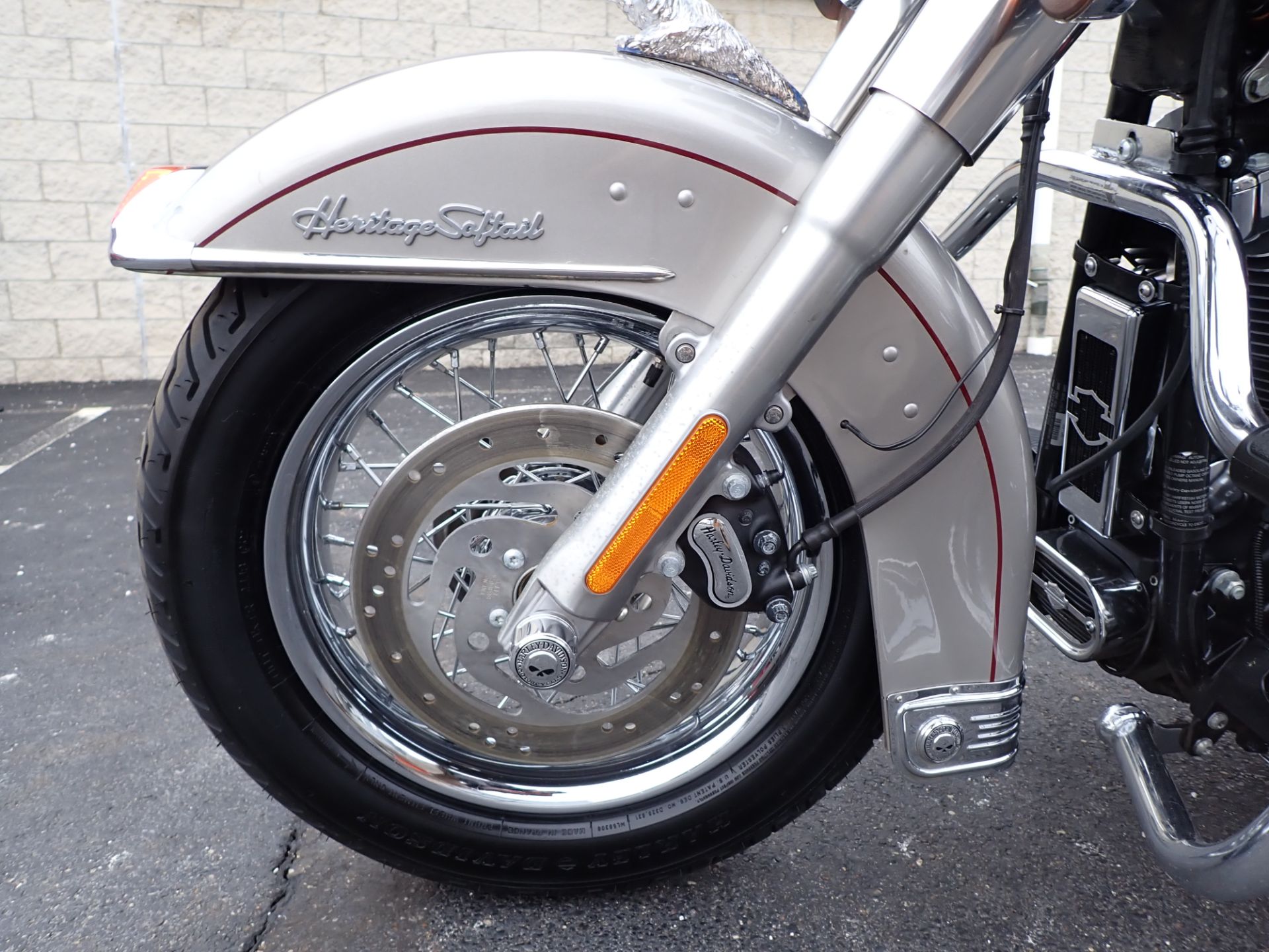 2007 Harley-Davidson FLSTC Heritage Softail® Classic in Massillon, Ohio - Photo 10