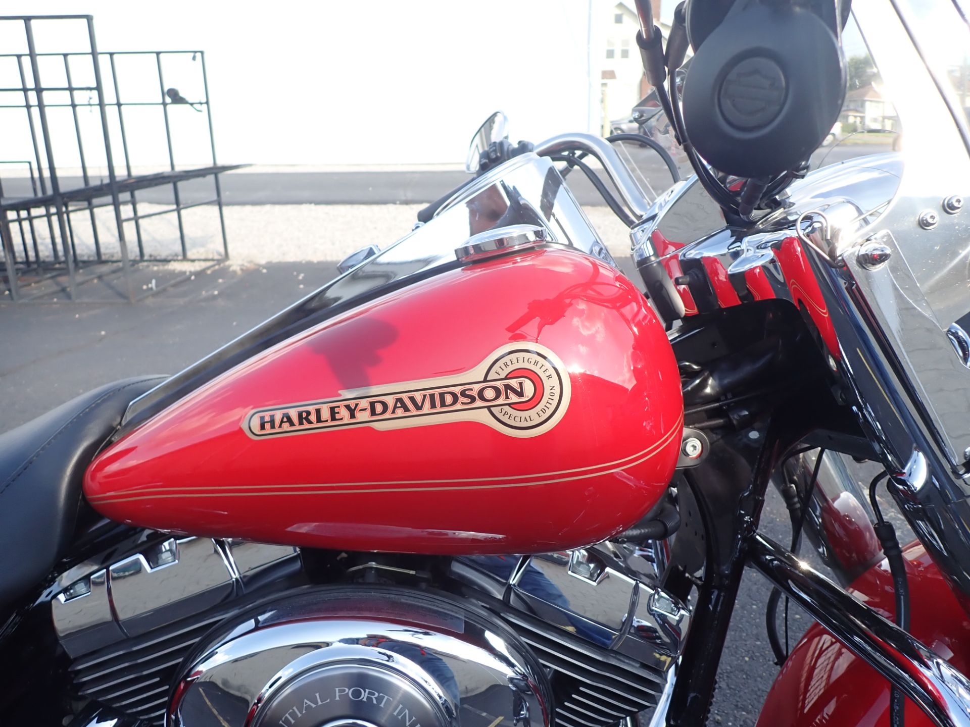 2006 Harley-Davidson Road King® Firefighter Special Edition in Massillon, Ohio - Photo 3