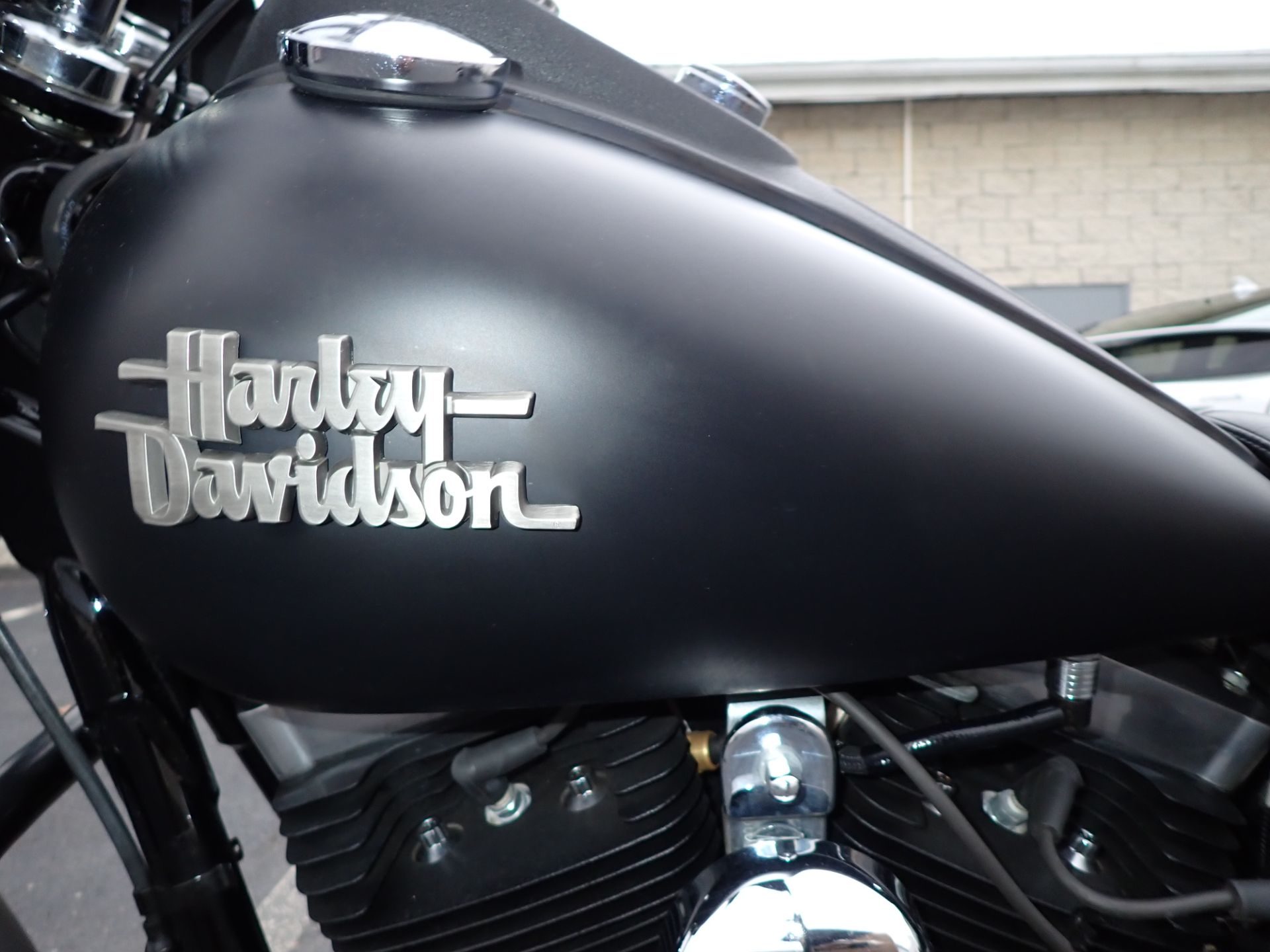 2014 Harley-Davidson Dyna® Street Bob® in Massillon, Ohio - Photo 16