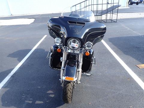 2015 Harley-Davidson Electra Glide® Ultra Classic® Low in Massillon, Ohio - Photo 2