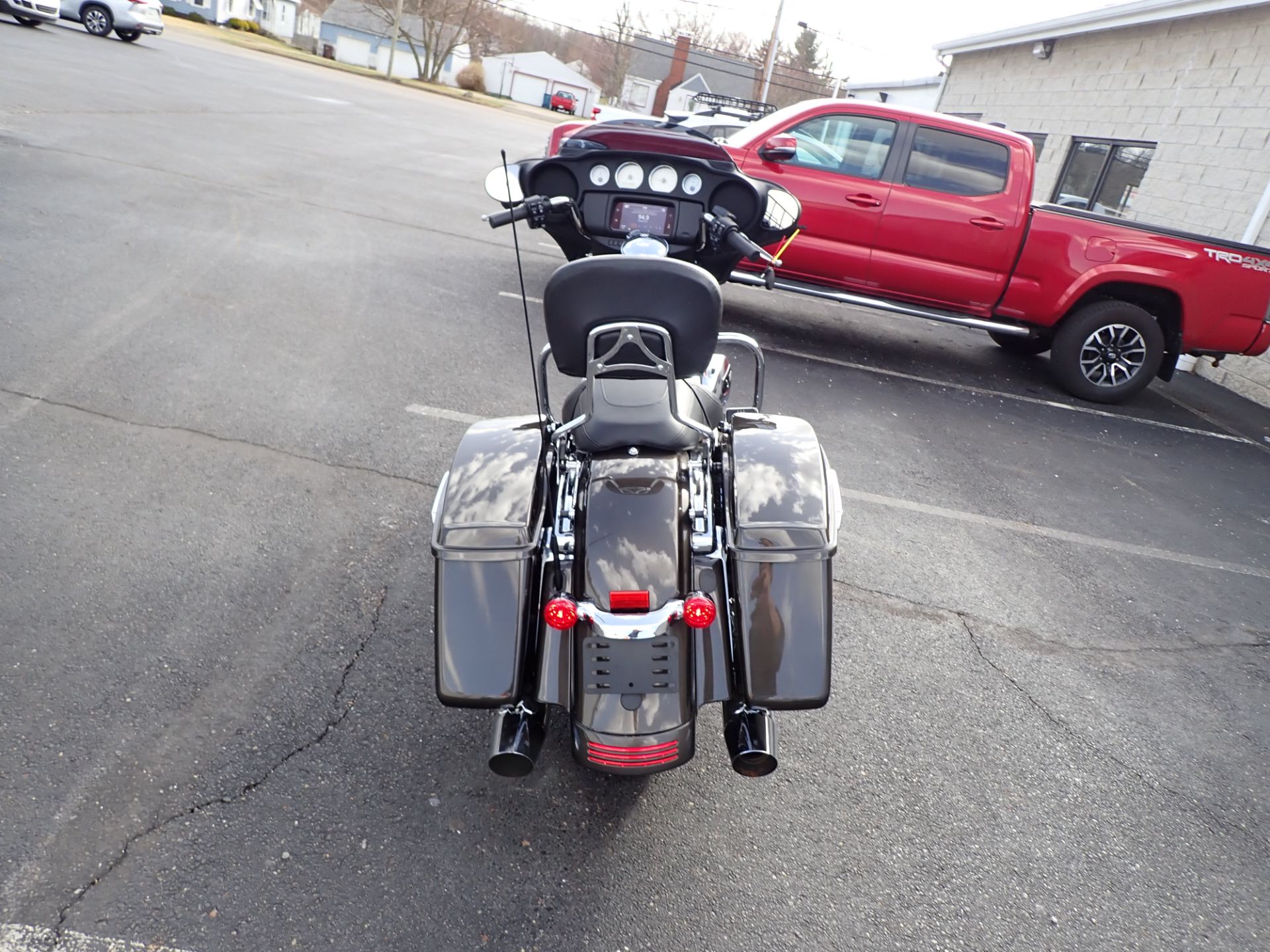 2021 Harley-Davidson Street Glide® in Massillon, Ohio - Photo 19